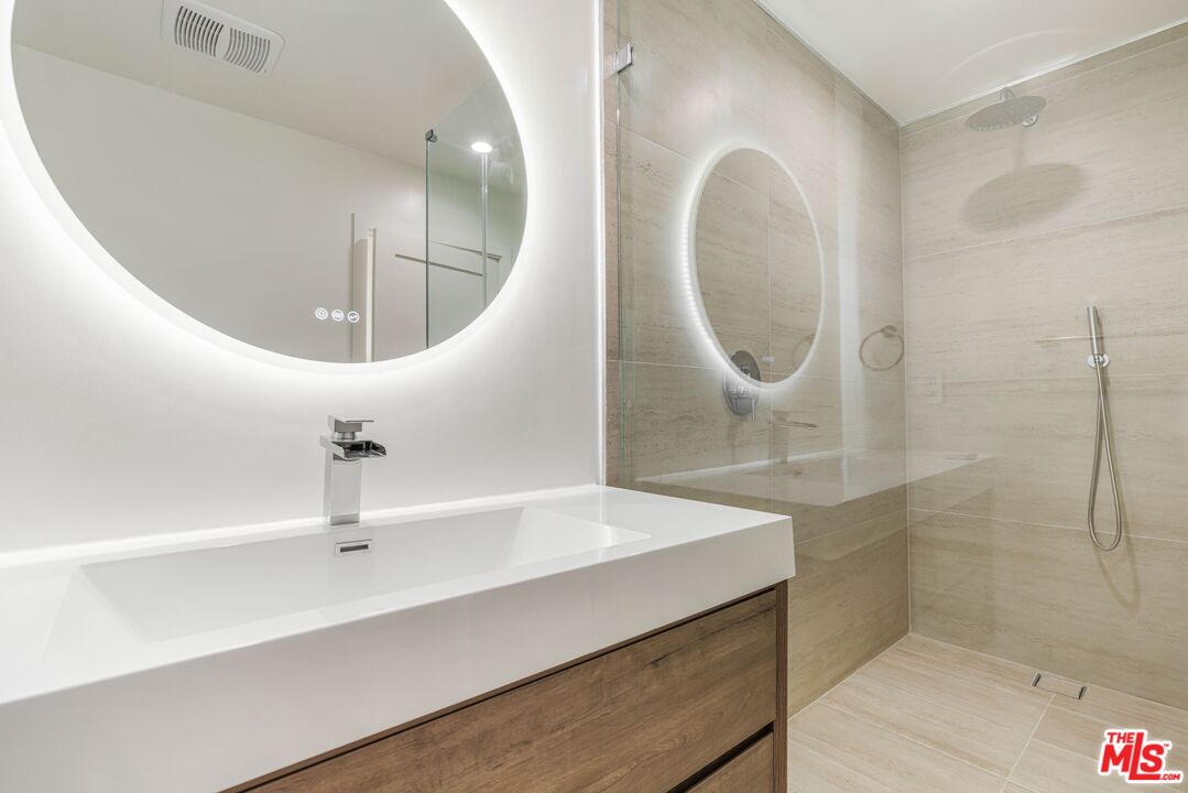 7968 Norton Ave Unit: 1, West Hollywood 