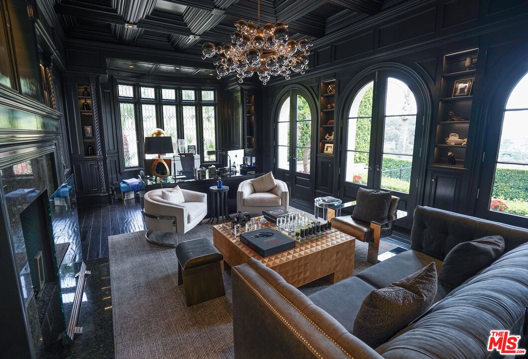 1407 Davies Dr