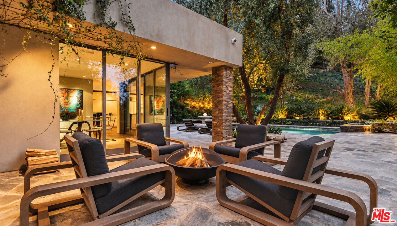 11927 Ashdale Ln, Studio City 