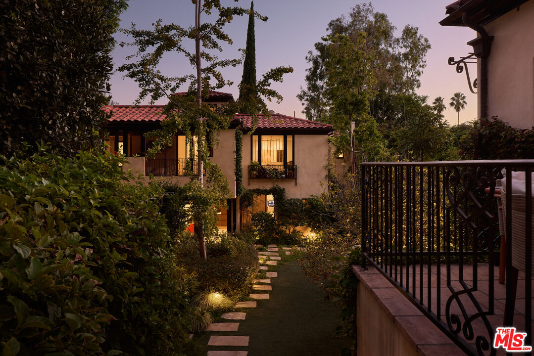 1164 N Doheny Dr, Sunset Strip