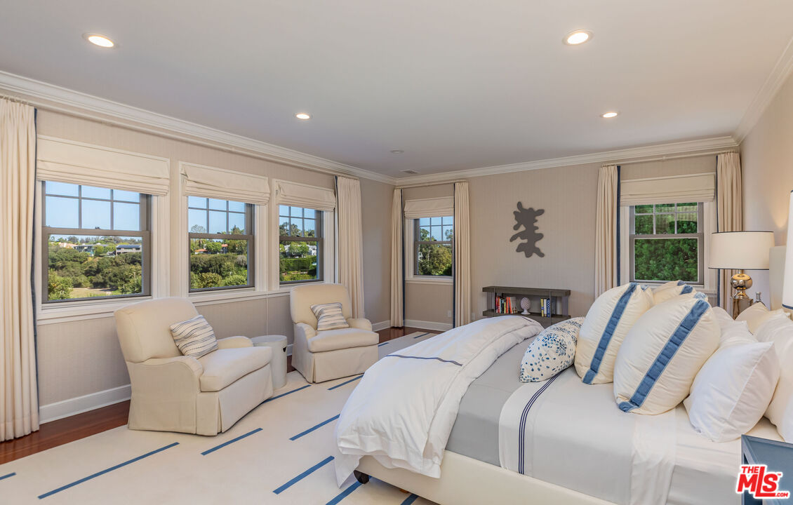 770 Napoli Dr, Pacific Palisades