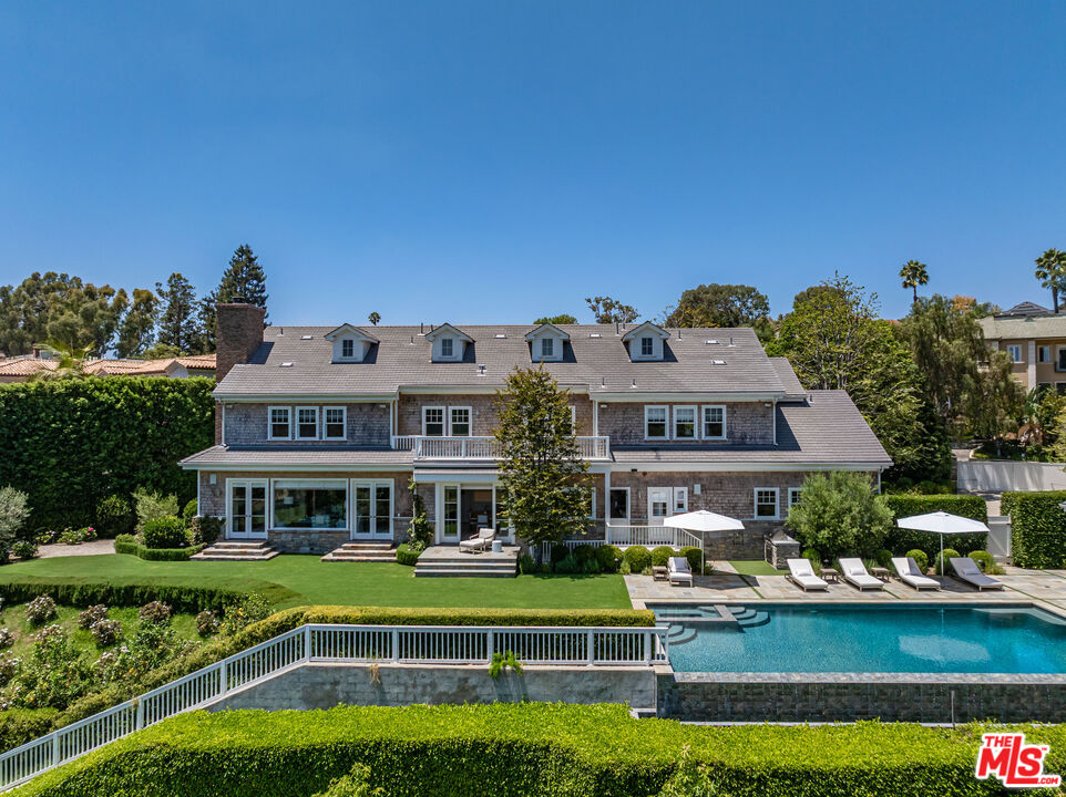 770 Napoli Dr, Pacific Palisades