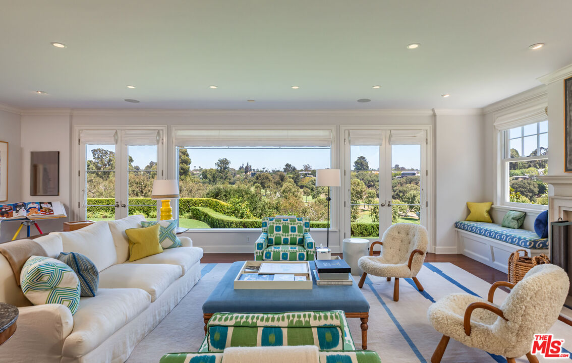 770 Napoli Dr, Pacific Palisades