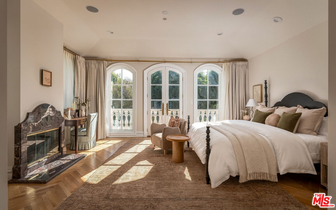 628 N Rodeo Dr, Beverly Hills 