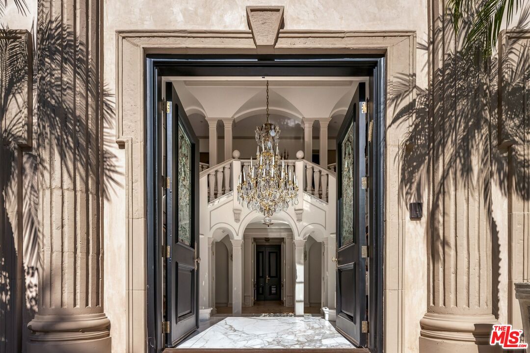 628 N Rodeo Dr, Beverly Hills 