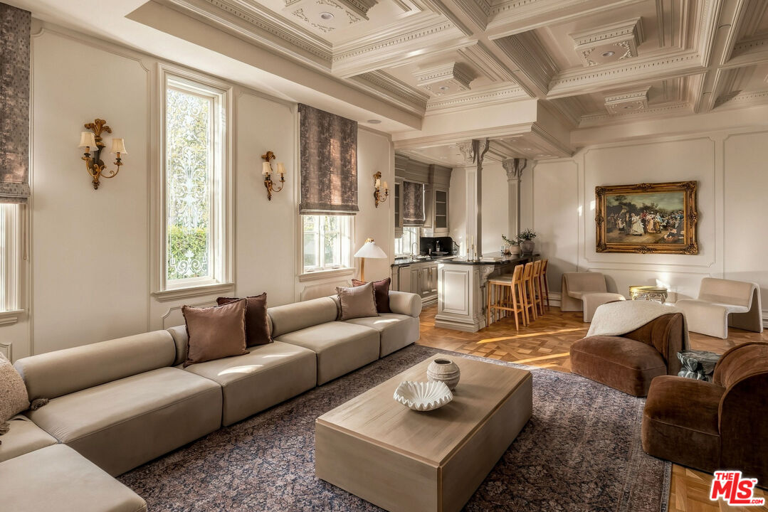 628 N Rodeo Dr, Beverly Hills 