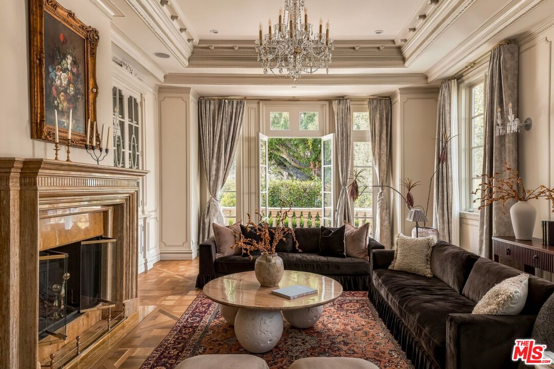 628 N Rodeo Dr, Beverly Hills 