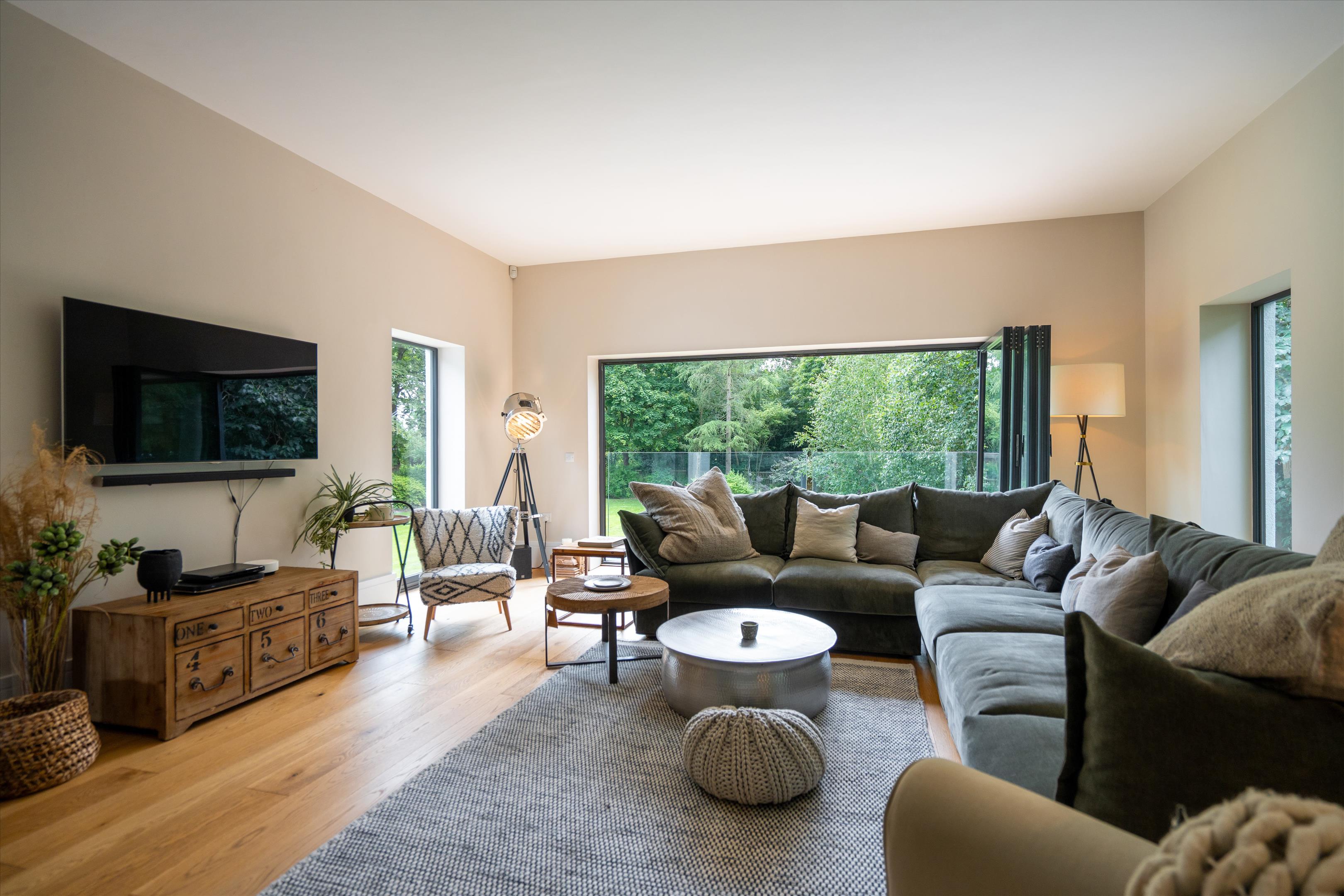 Queen Annes Road, Windsor, Berkshire, SL4