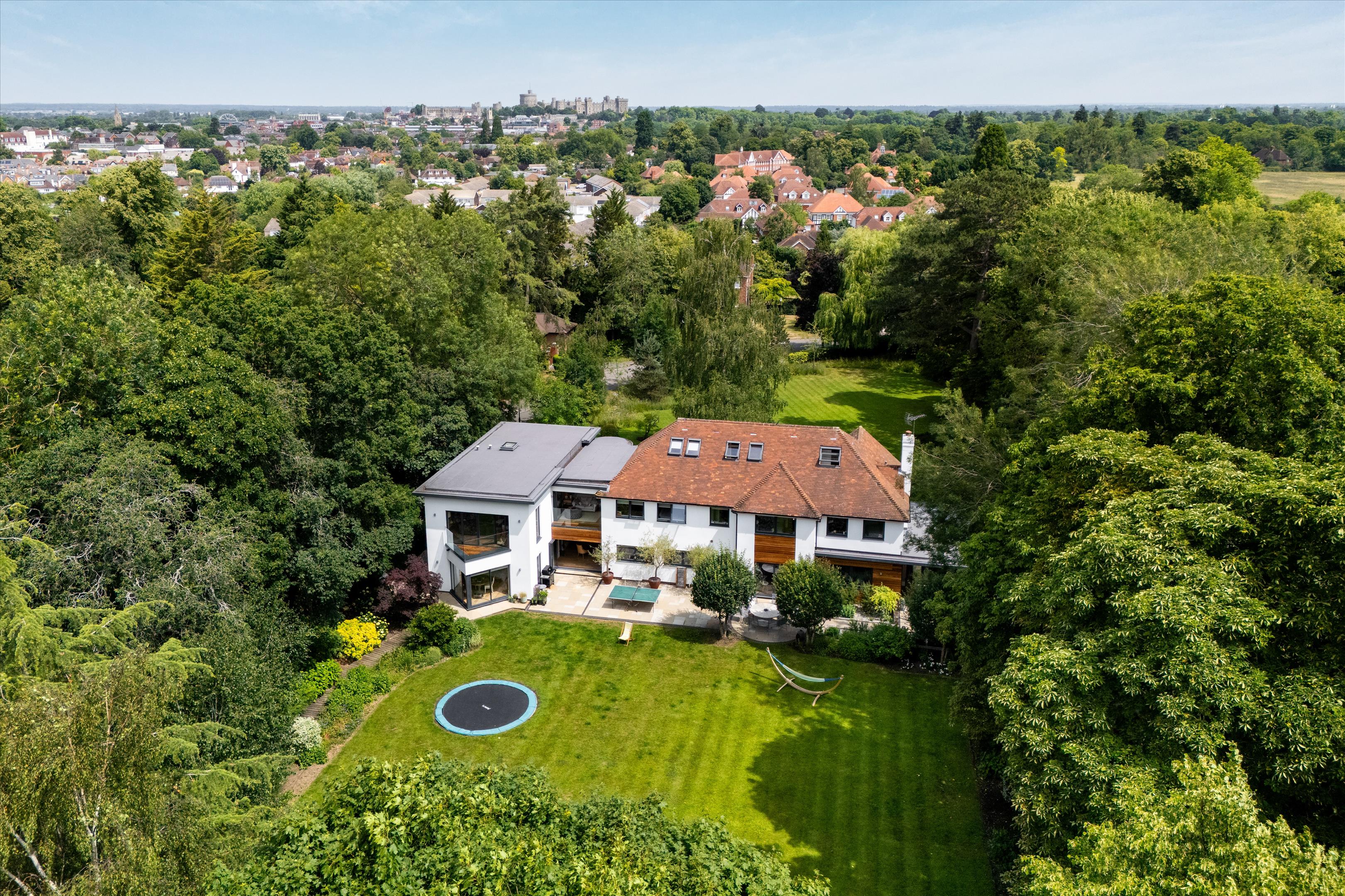 Queen Annes Road, Windsor, Berkshire, SL4