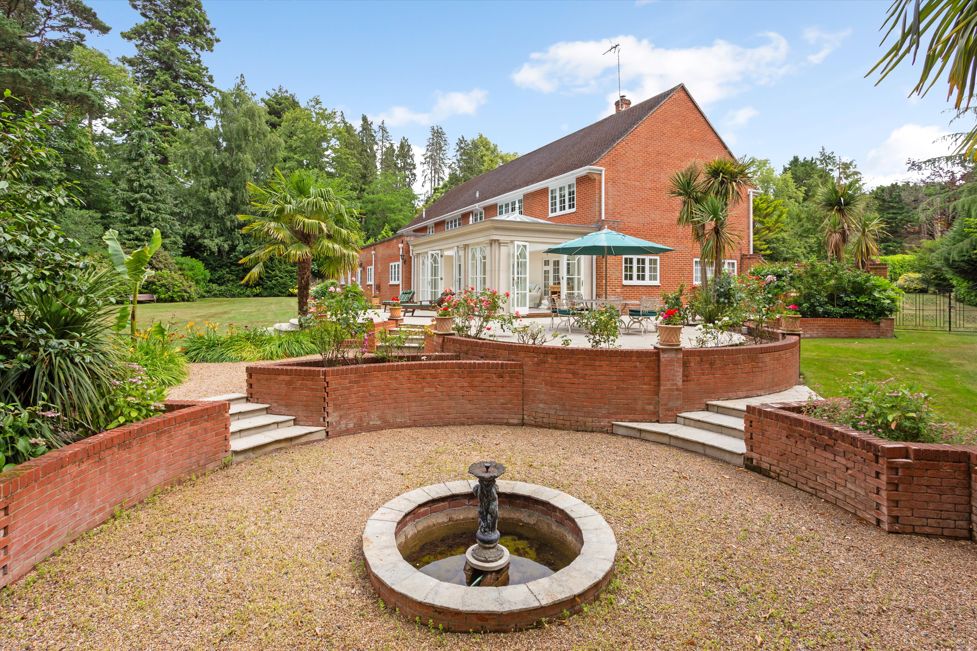 Regents Walk, Ascot, Berkshire, SL5