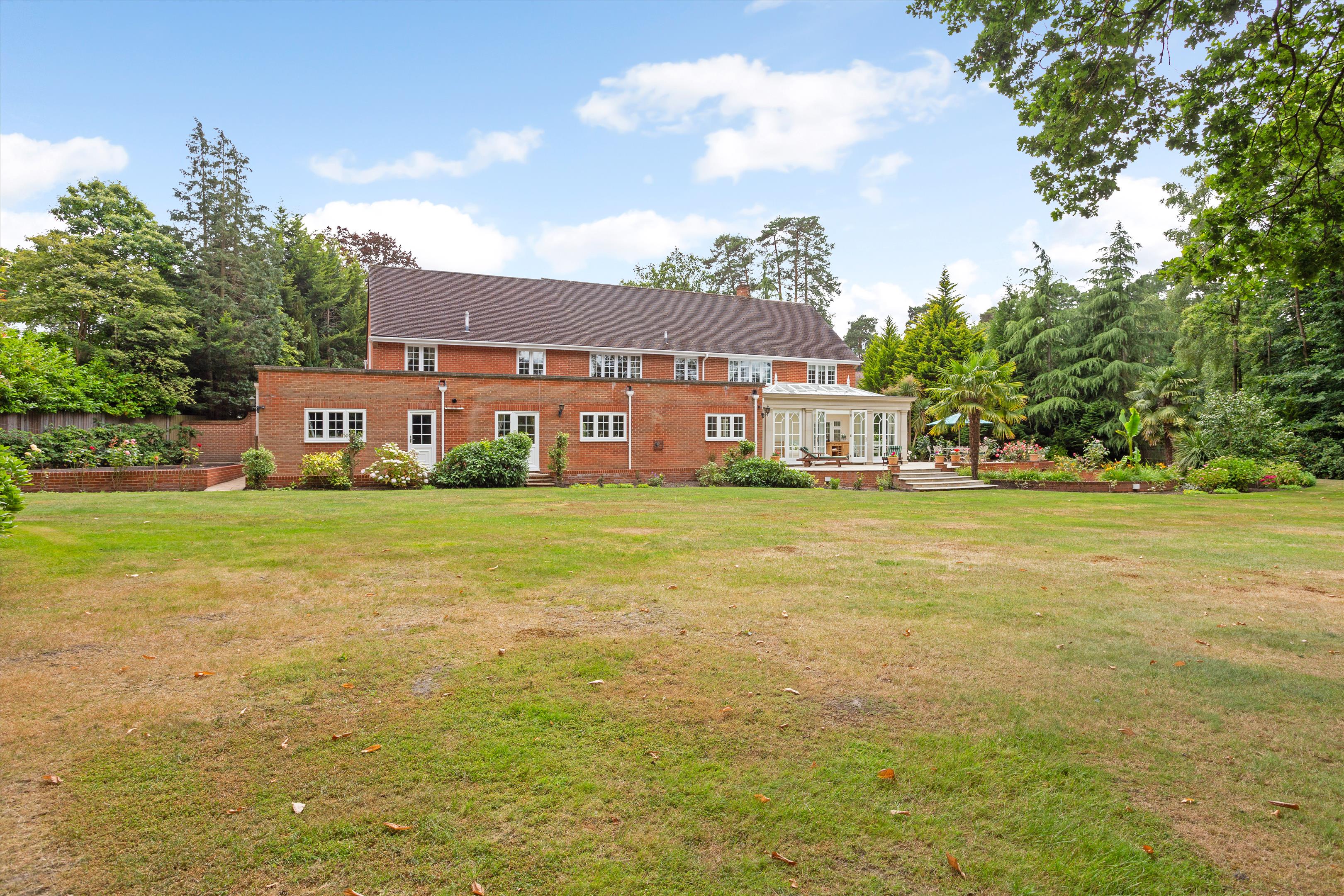 Regents Walk, Ascot, Berkshire, SL5
