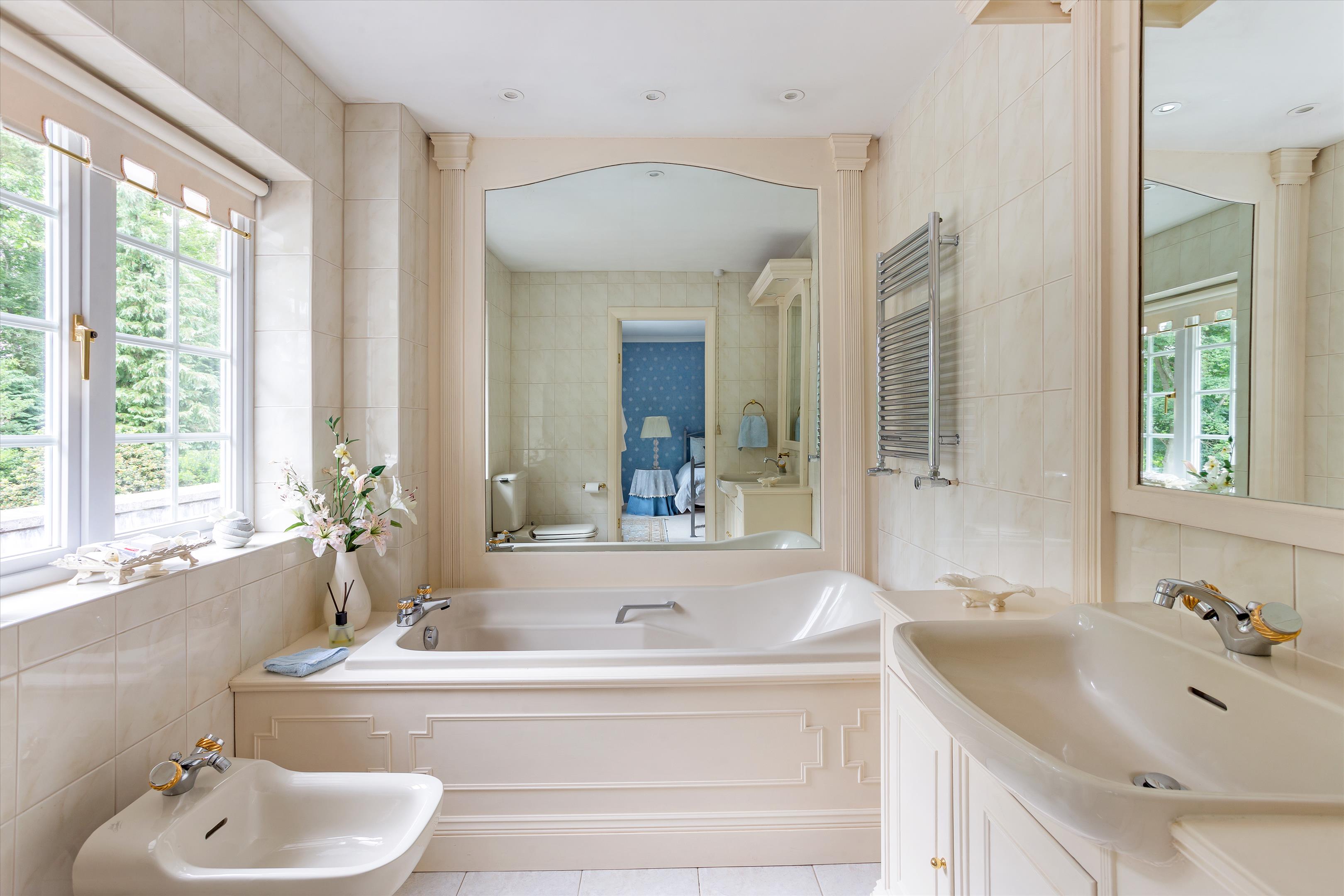 Regents Walk, Ascot, Berkshire, SL5