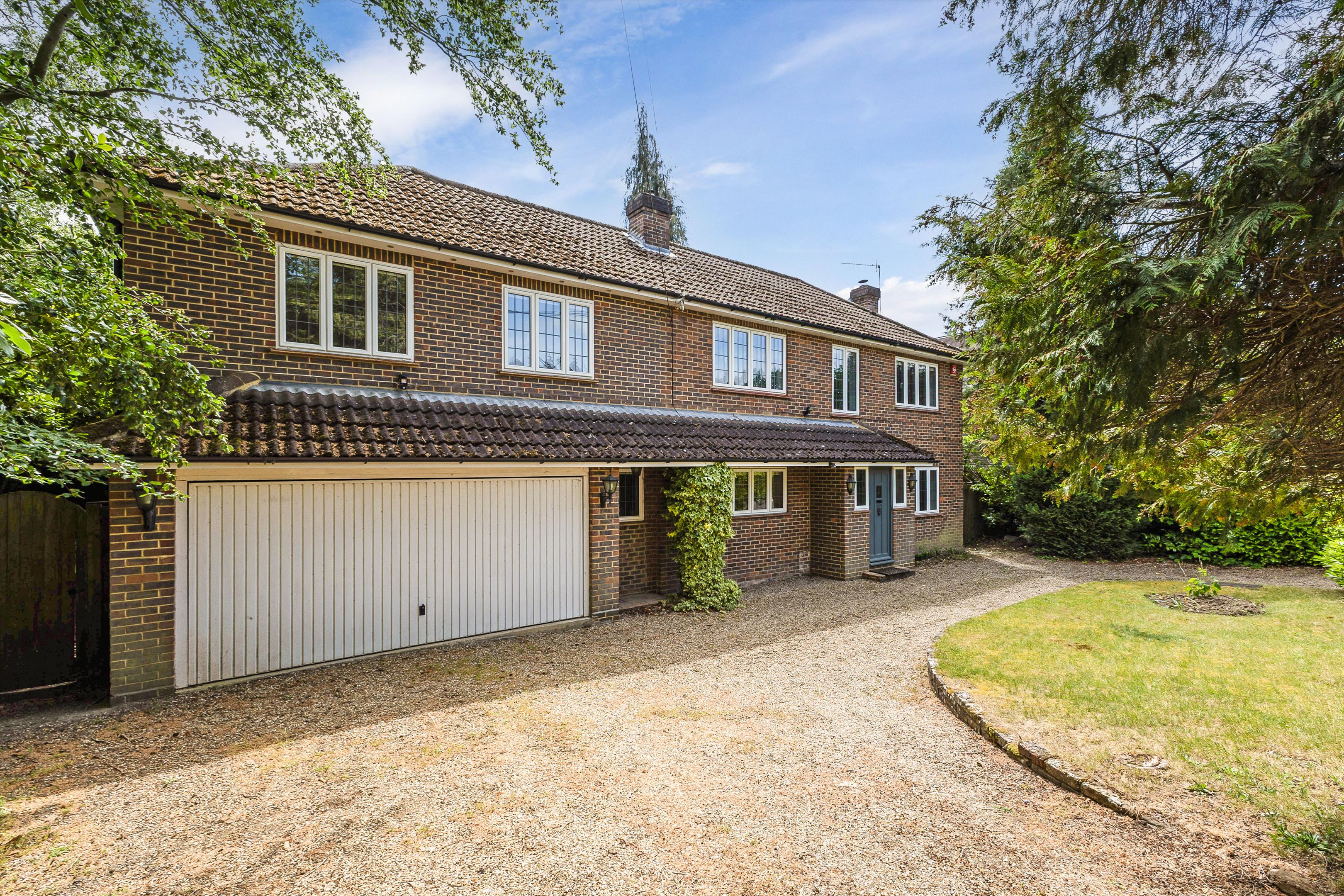 Morella Close, Virginia Water, Surrey GU25