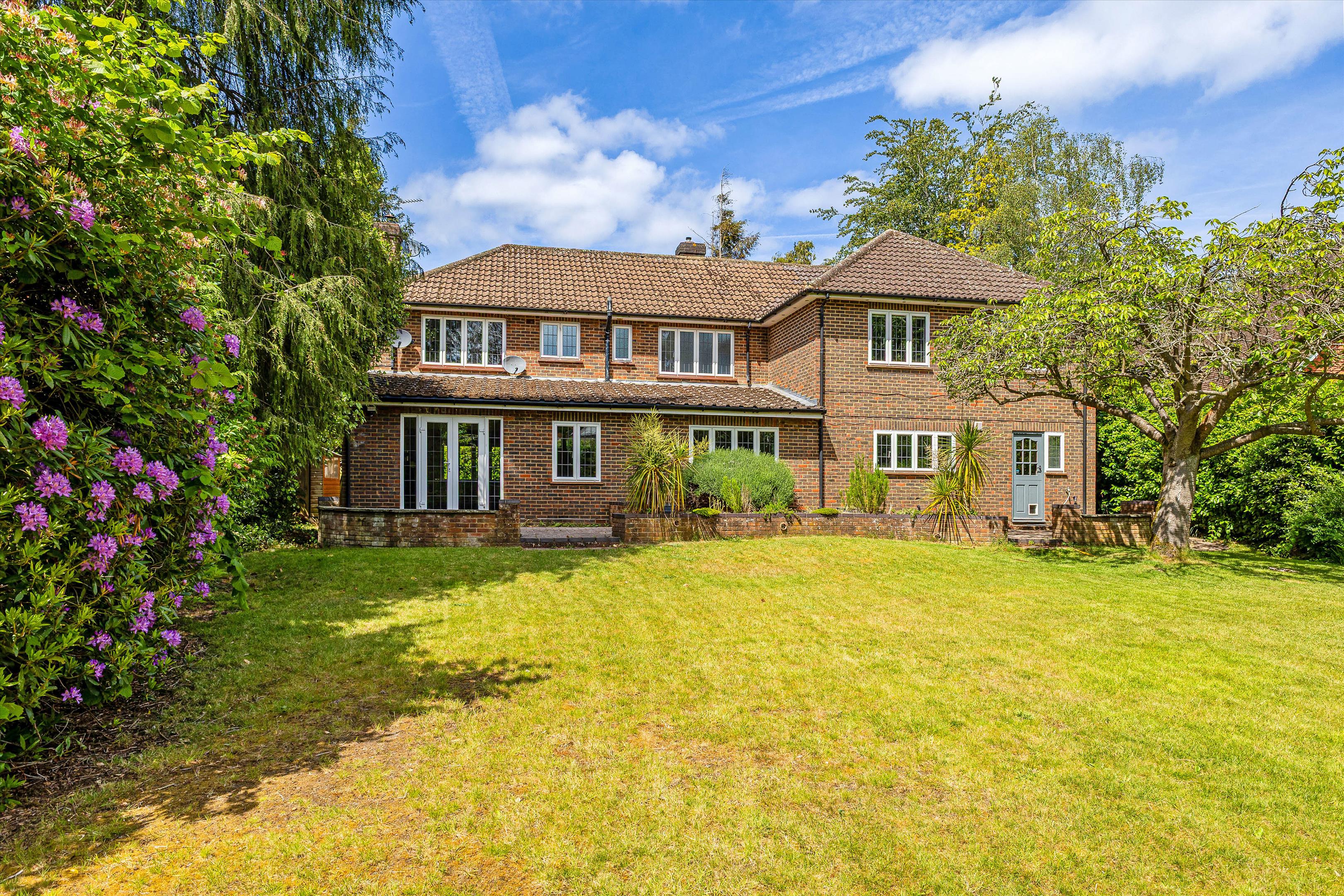 Morella Close, Virginia Water, Surrey GU25