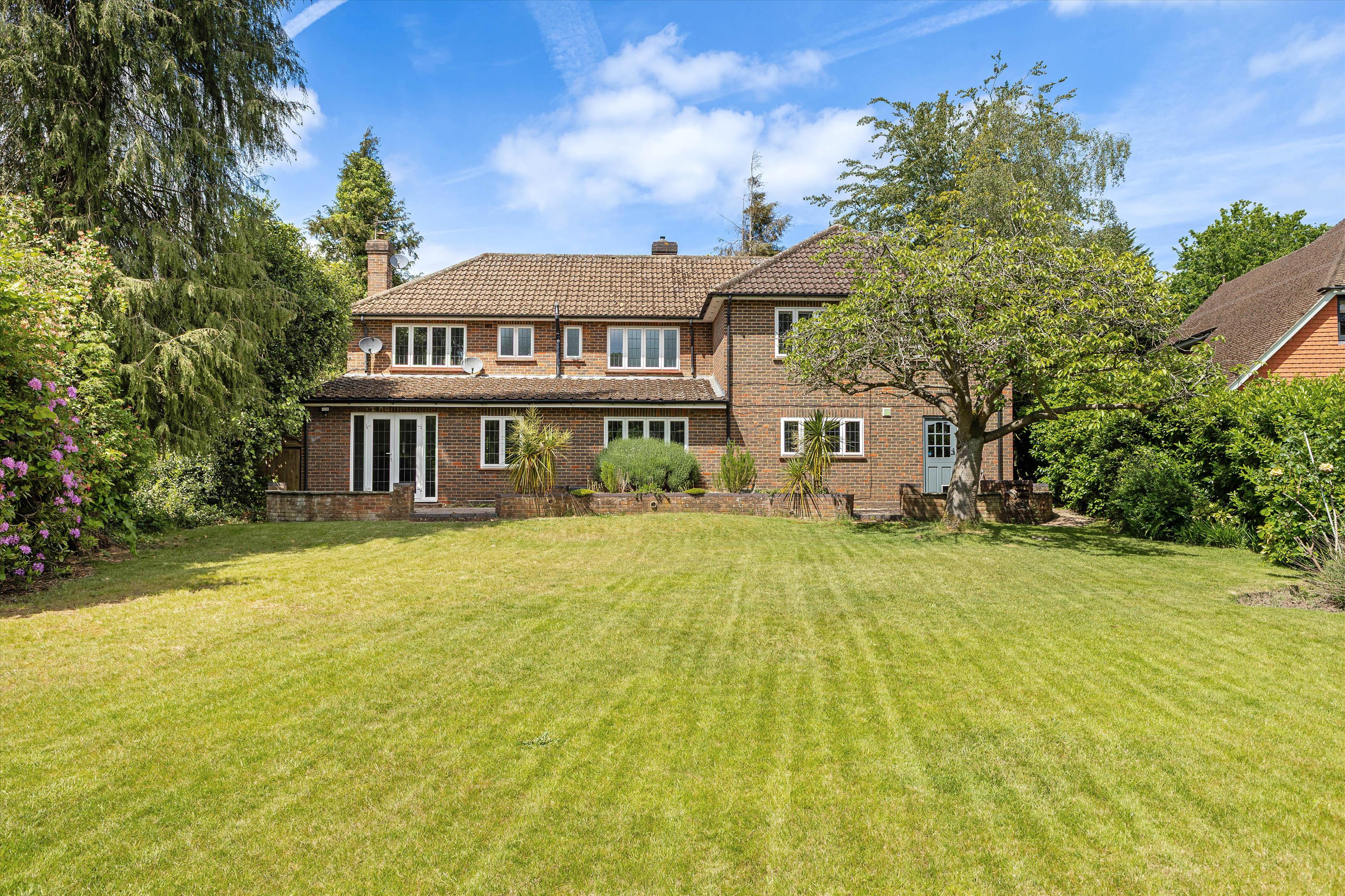 Morella Close, Virginia Water, Surrey GU25