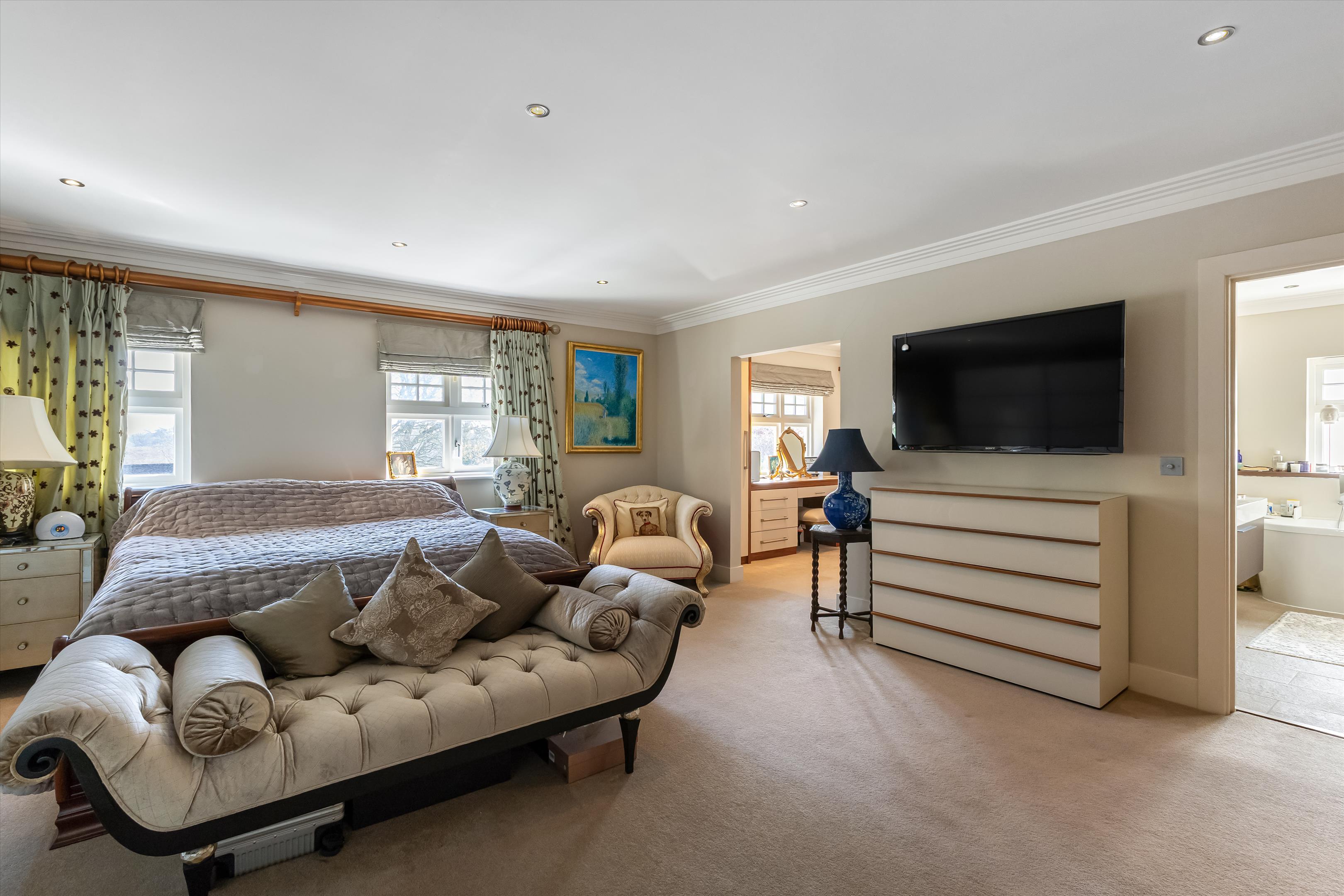 Queens Hill Rise, Ascot, Berkshire SL5