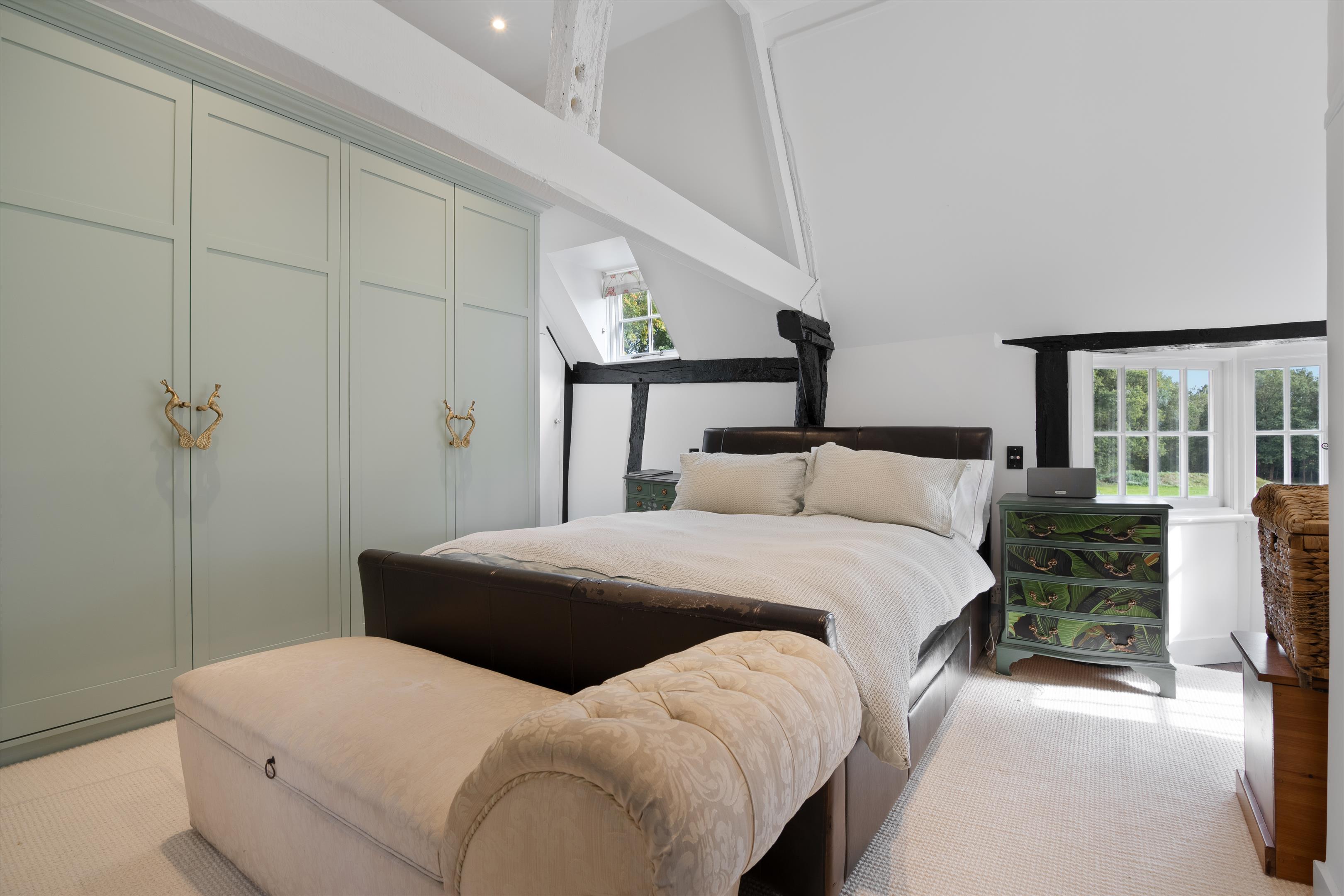Monks Alley, Binfield, Berkshire, RG42