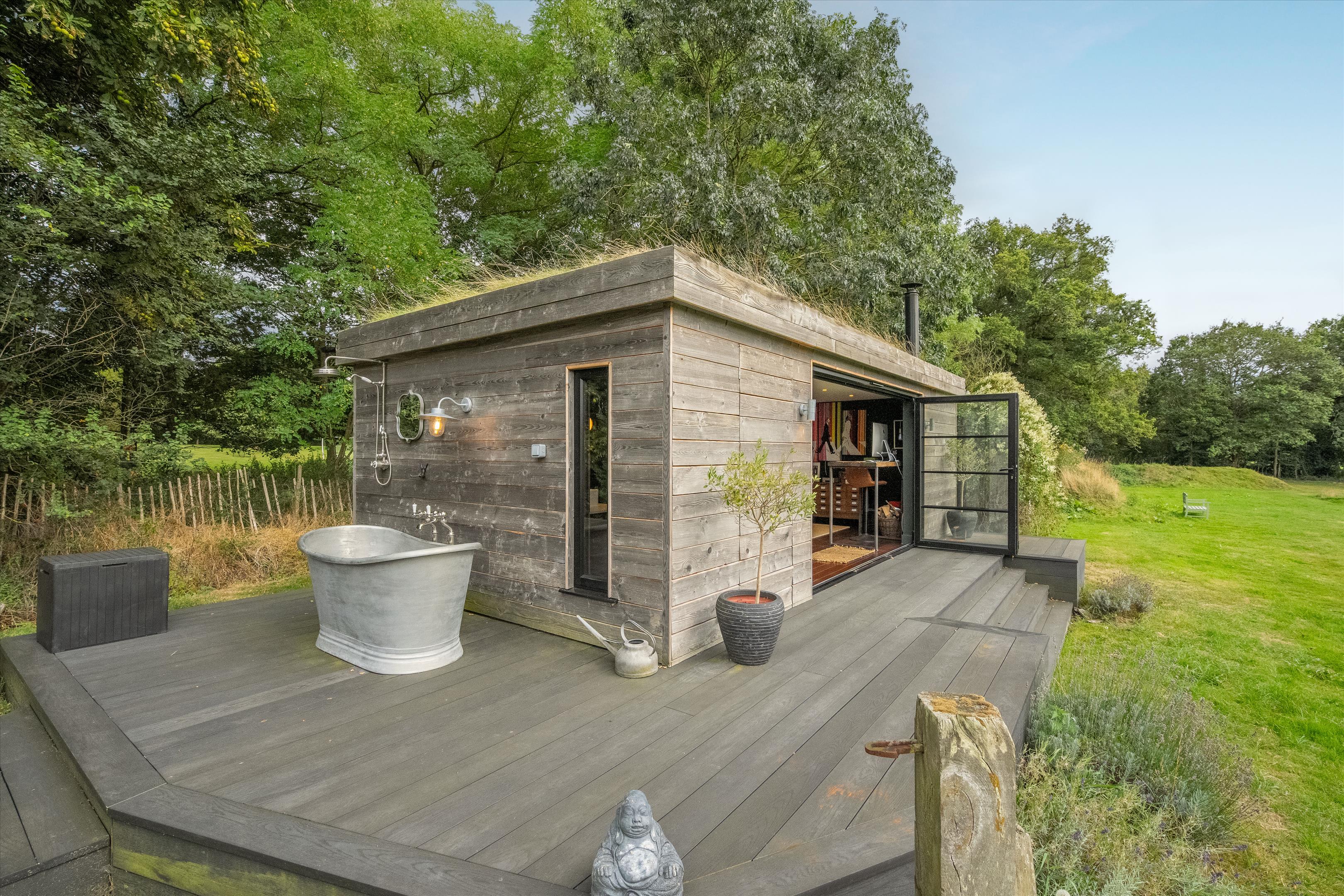 Monks Alley, Binfield, Berkshire, RG42