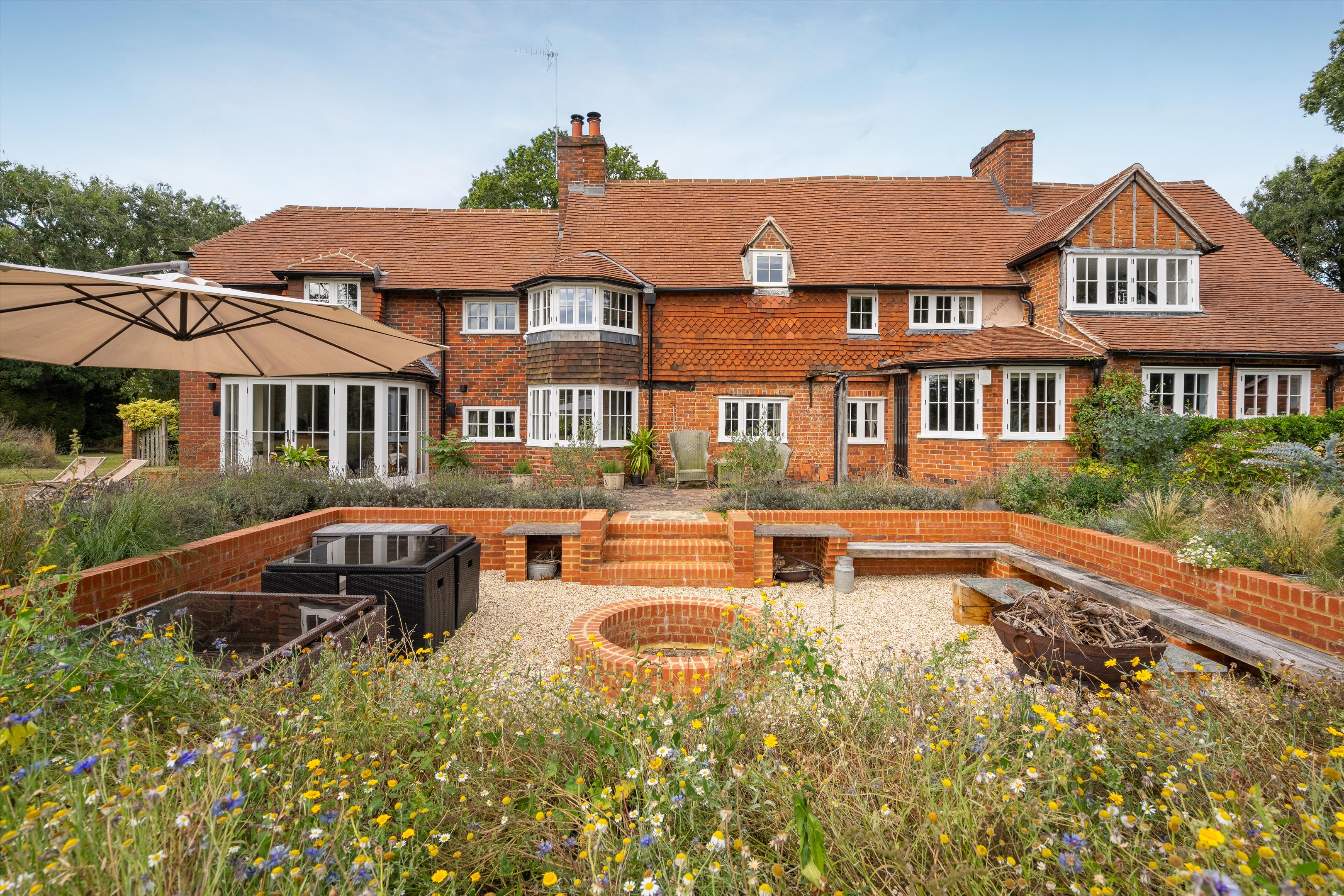 Monks Alley, Binfield, Berkshire, RG42