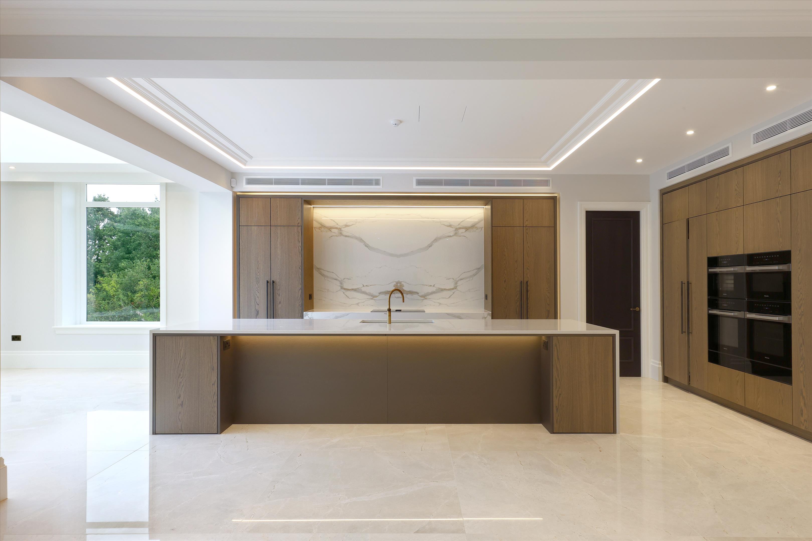 Titlarks Hill, Sunningdale, Ascot, Berkshire, SL5