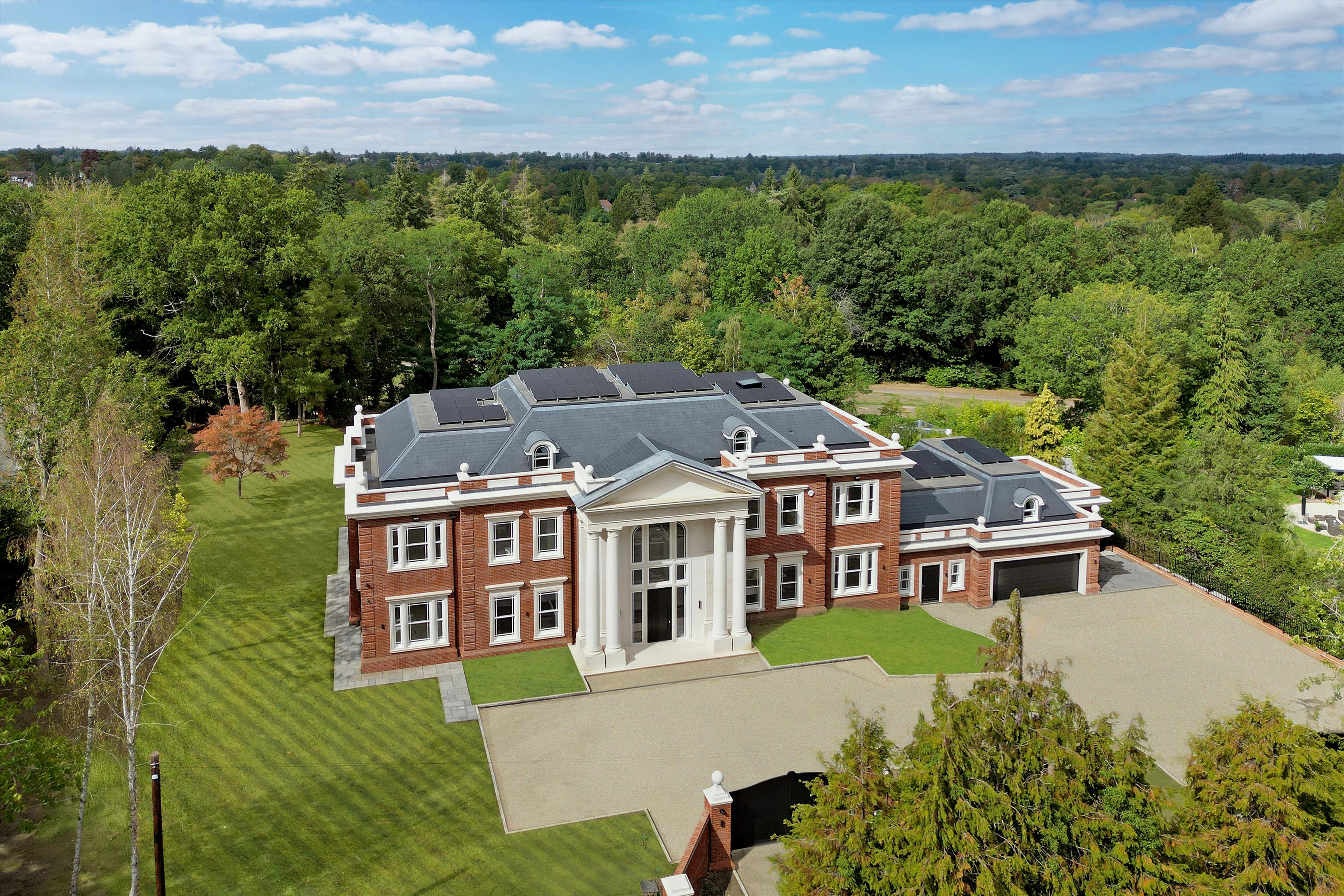 Titlarks Hill, Sunningdale, Ascot, Berkshire, SL5