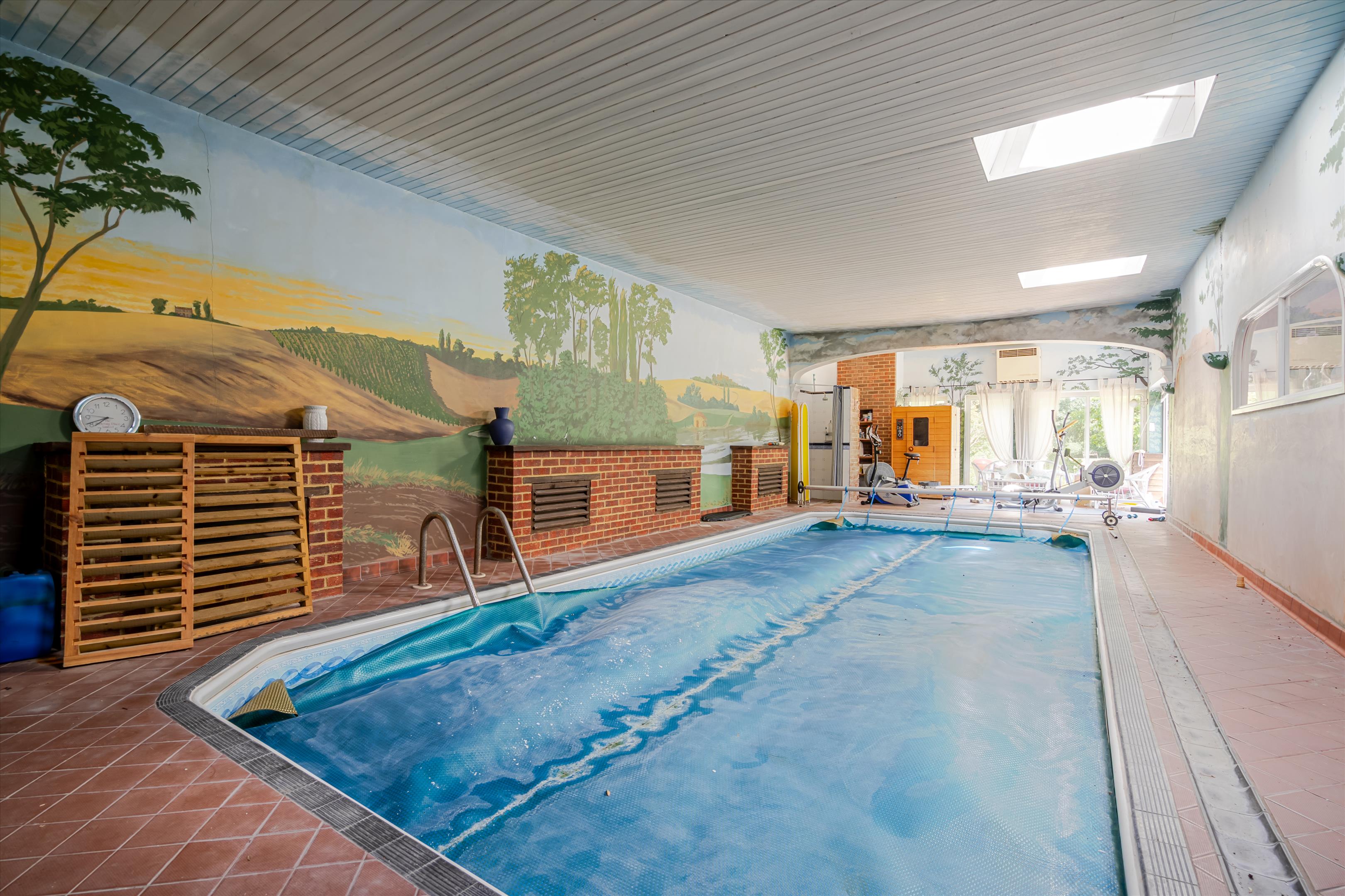 River Road, Taplow, Maidenhead, Buckinghamshire, SL6