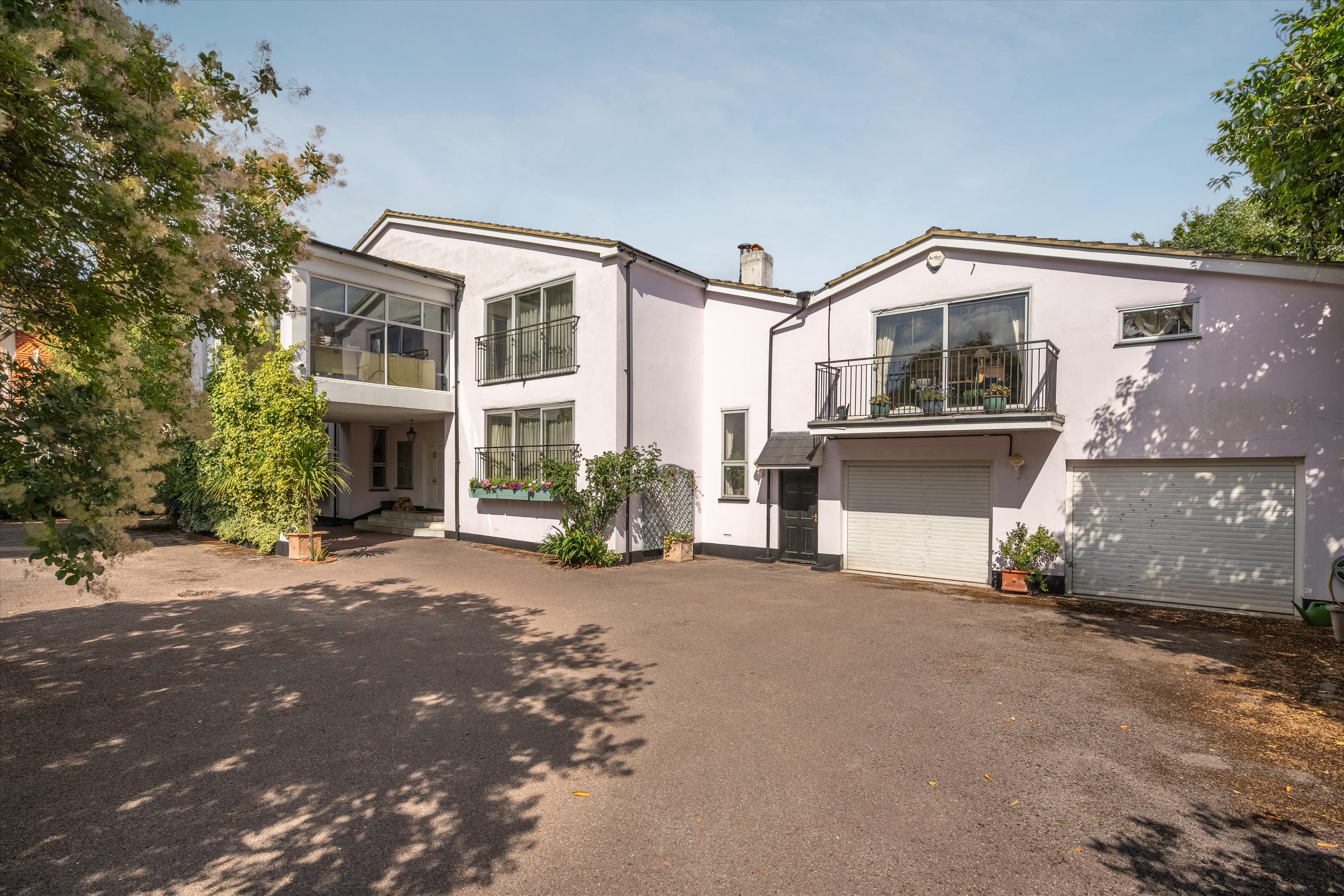 River Road, Taplow, Maidenhead, Buckinghamshire, SL6