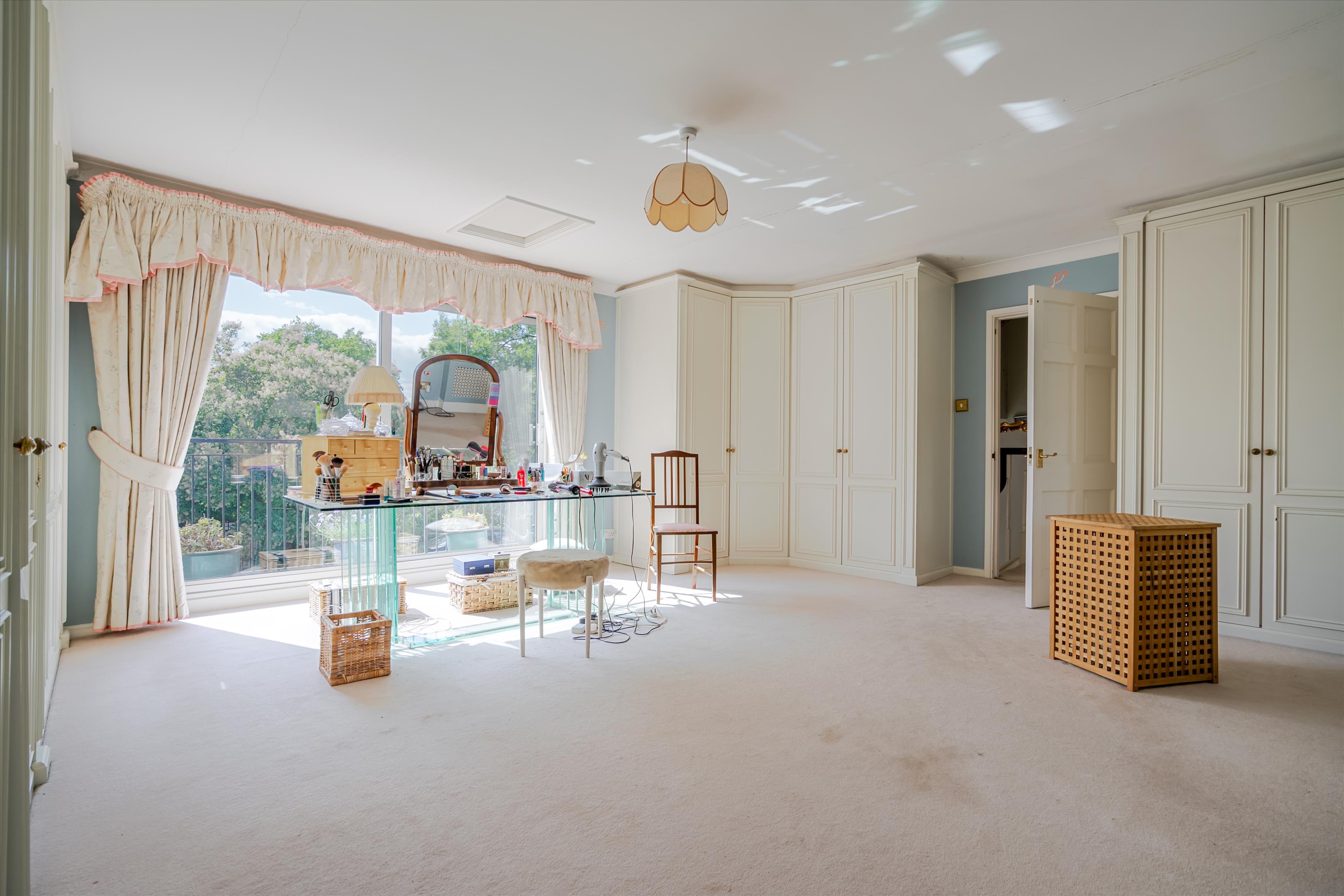 River Road, Taplow, Maidenhead, Buckinghamshire, SL6
