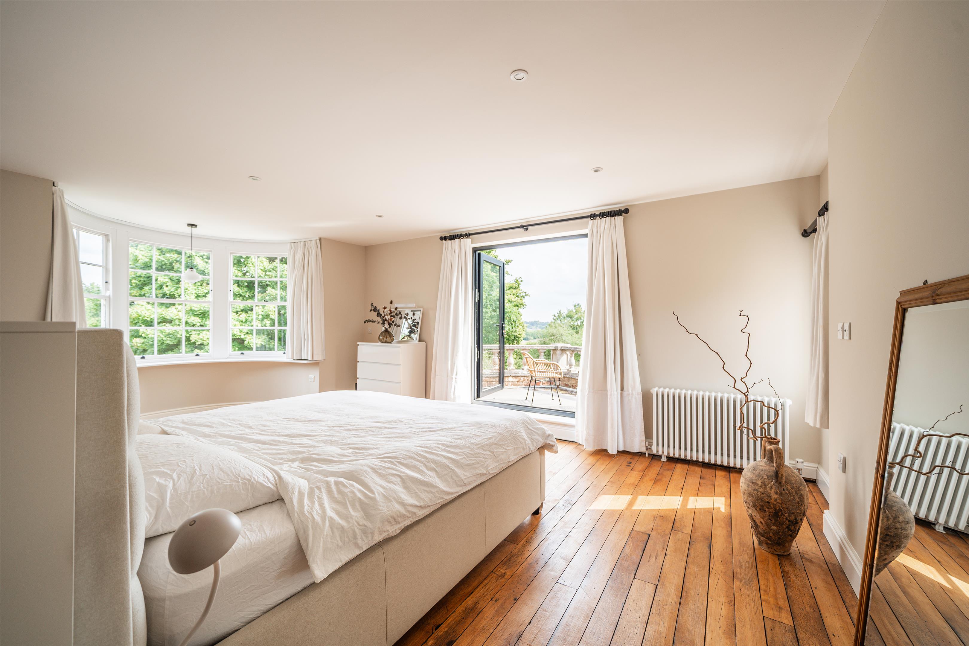 Forest Road, Wokingham, Berkshire, RG40
