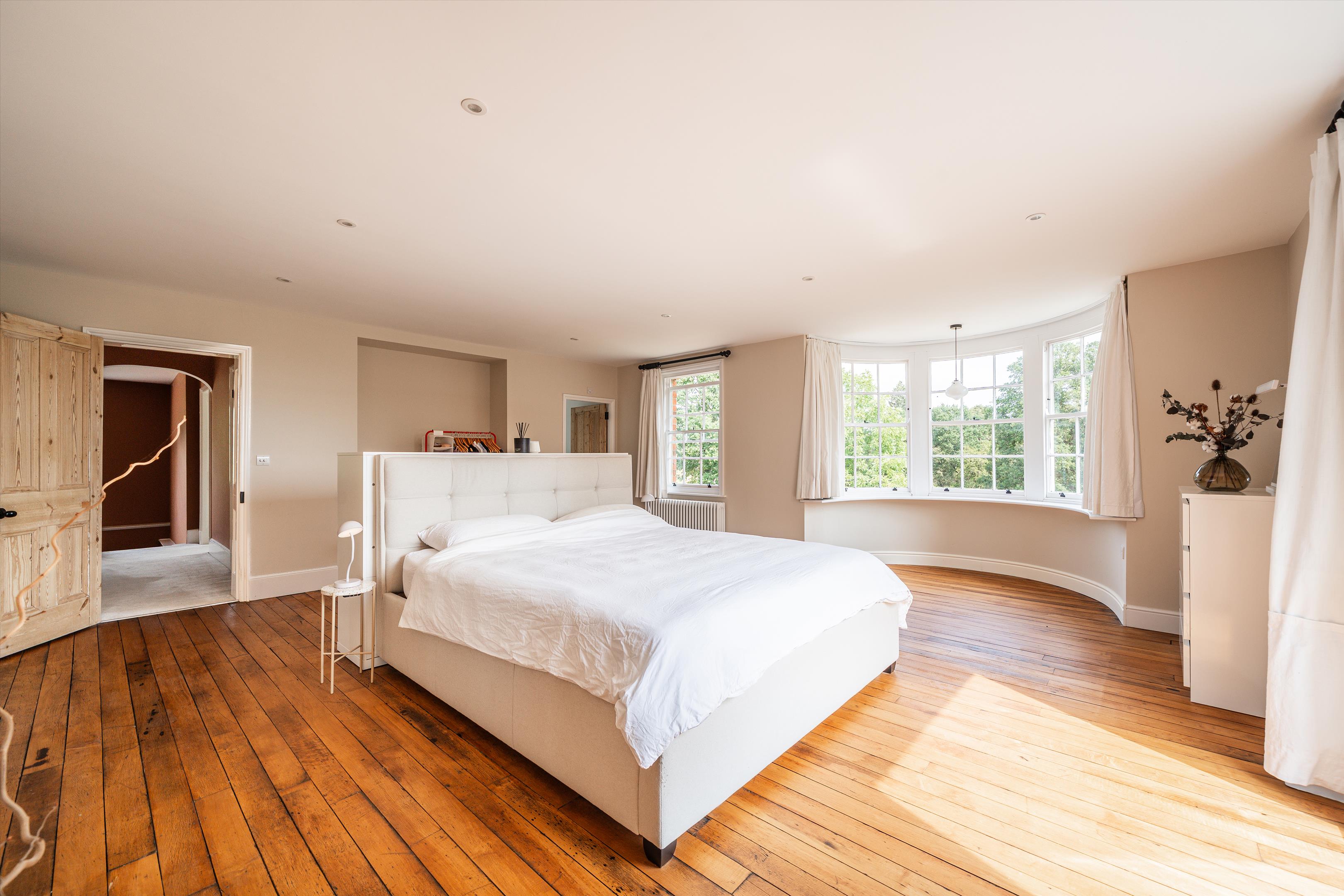 Forest Road, Wokingham, Berkshire, RG40