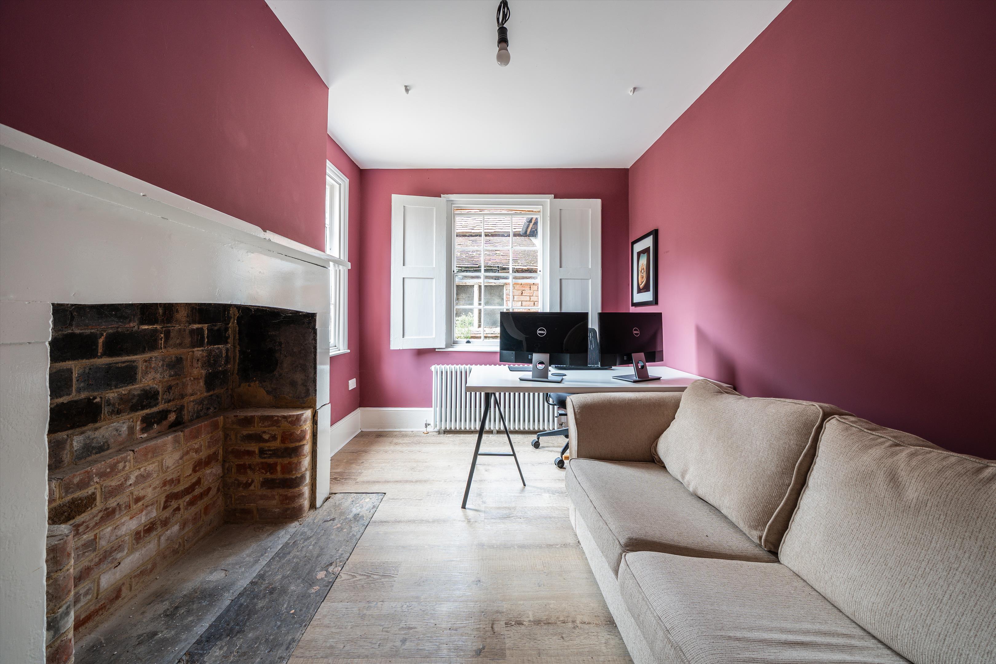 Forest Road, Wokingham, Berkshire, RG40