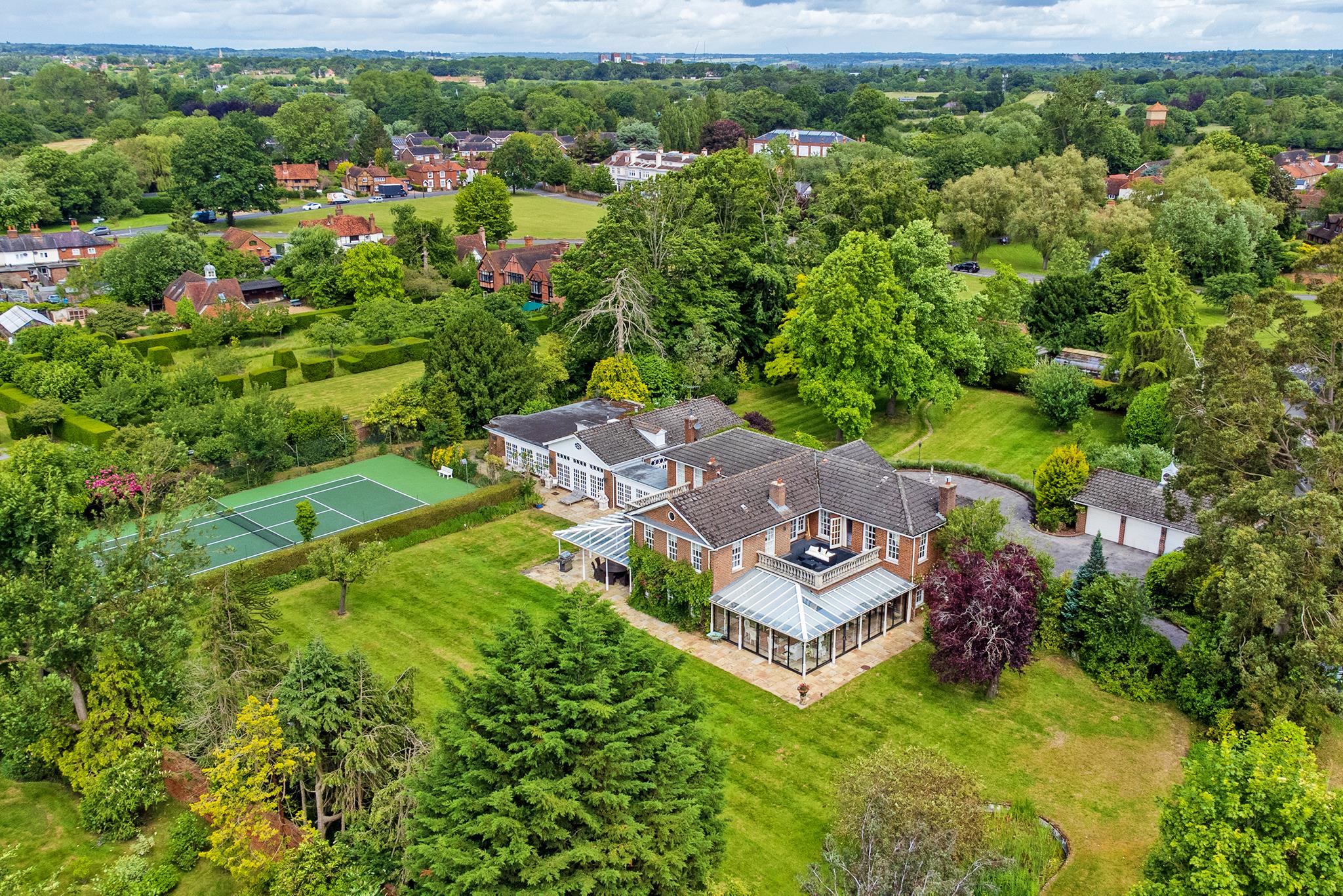 Money Row Green, Holyport, Berkshire, SL6