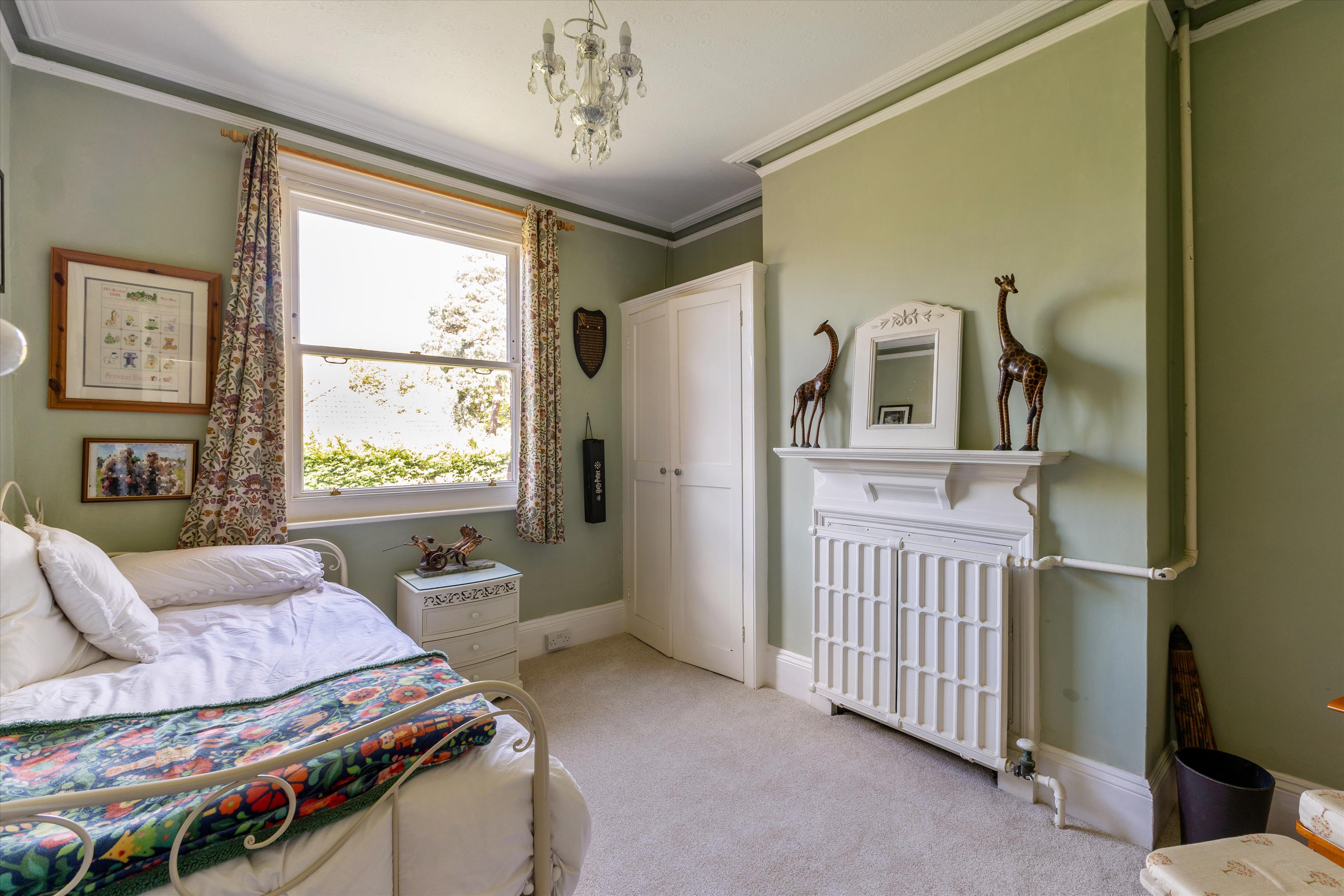 Heatherdale Road, Camberley, Surrey GU15
