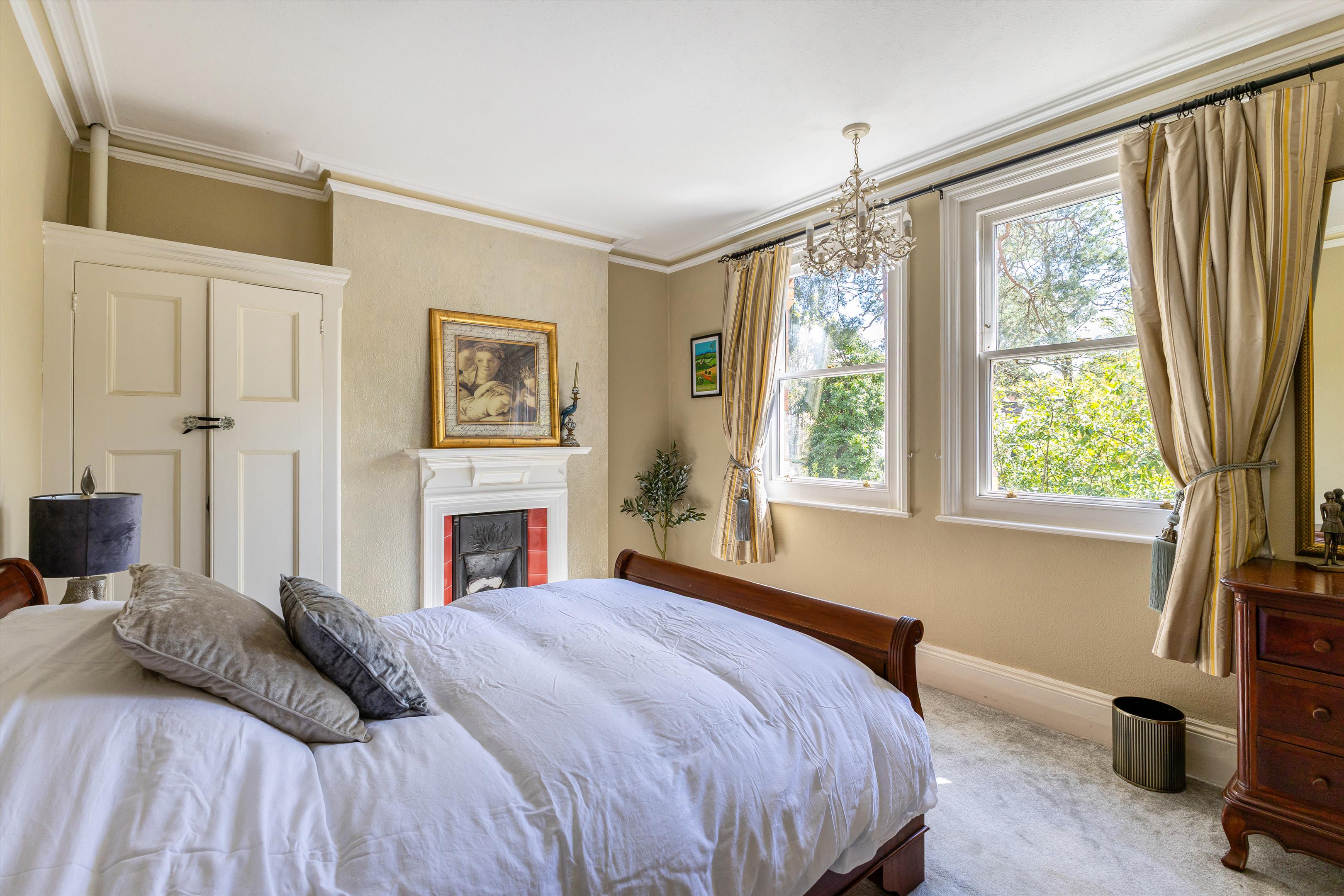 Heatherdale Road, Camberley, Surrey GU15