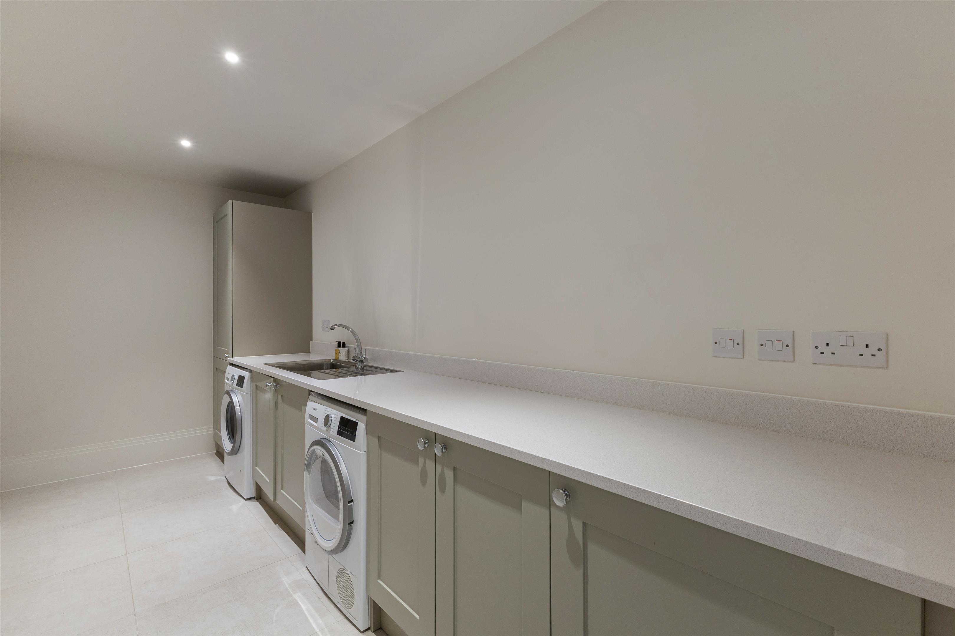 Windsor Grey Close, London Road, Ascot, SL5