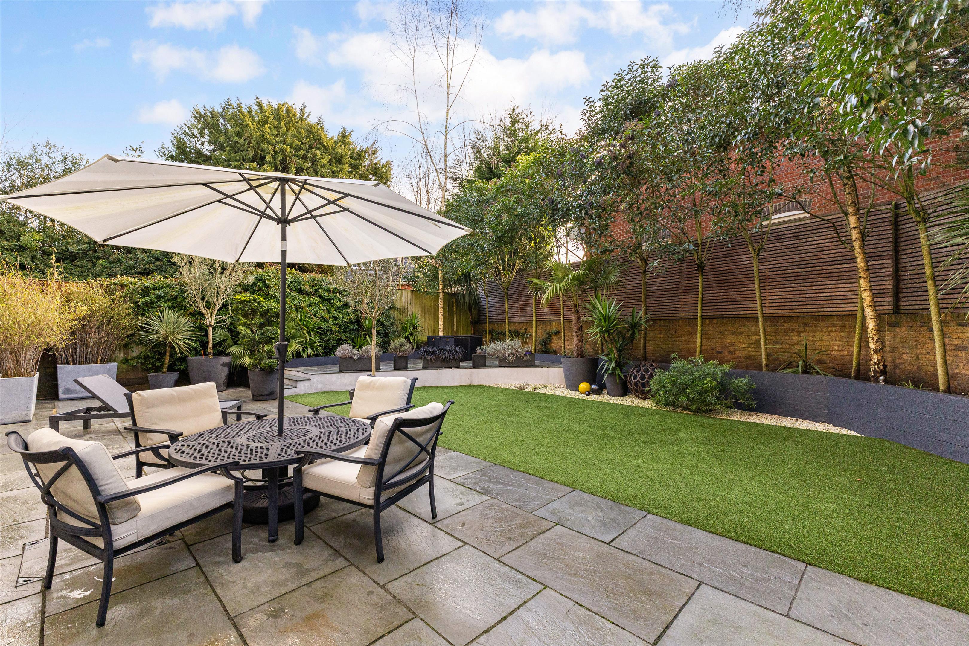 Windsor Grey Close, London Road, Ascot, SL5