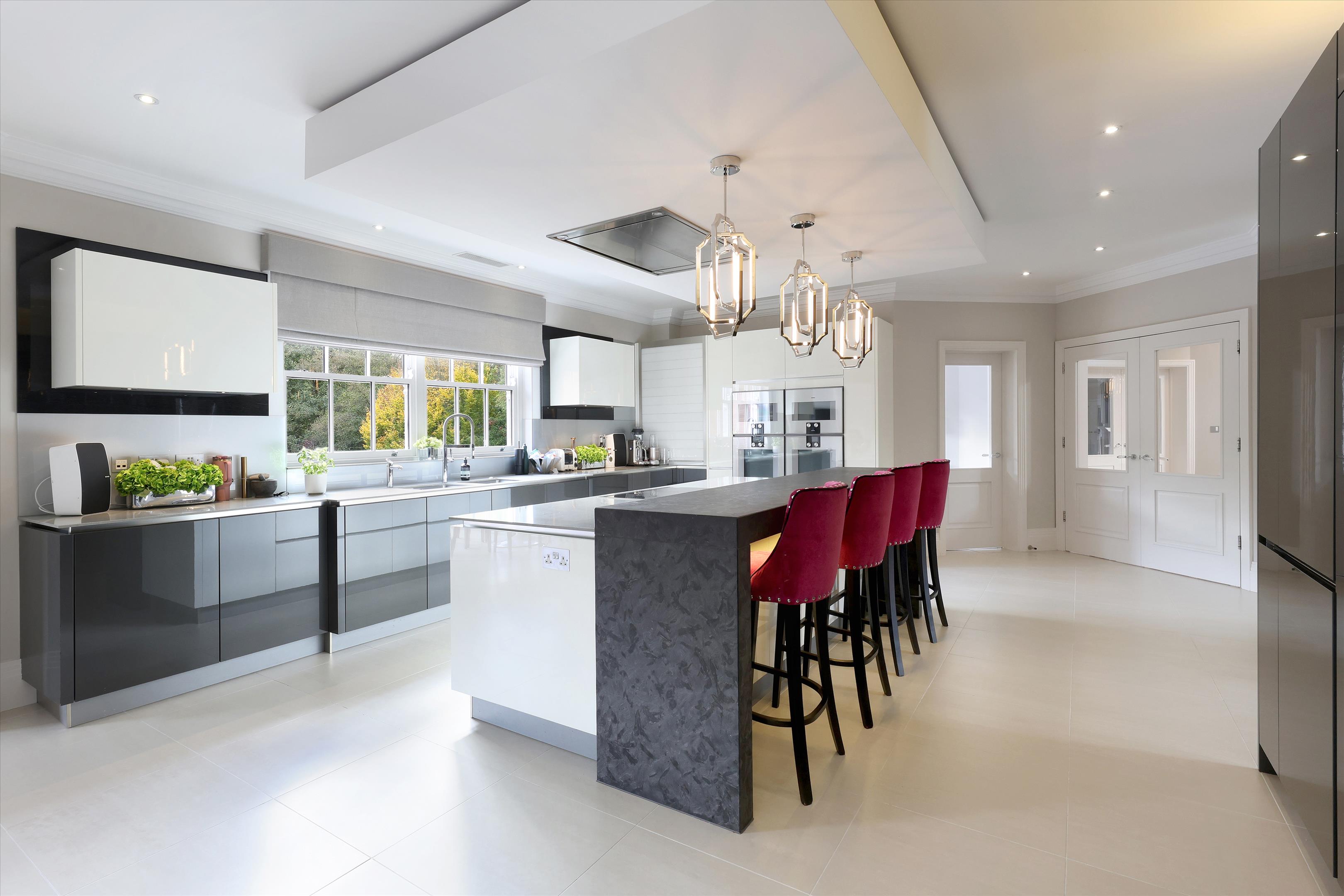 Keepers Walk, Wentworth, Virginia Water, Surrey, GU25