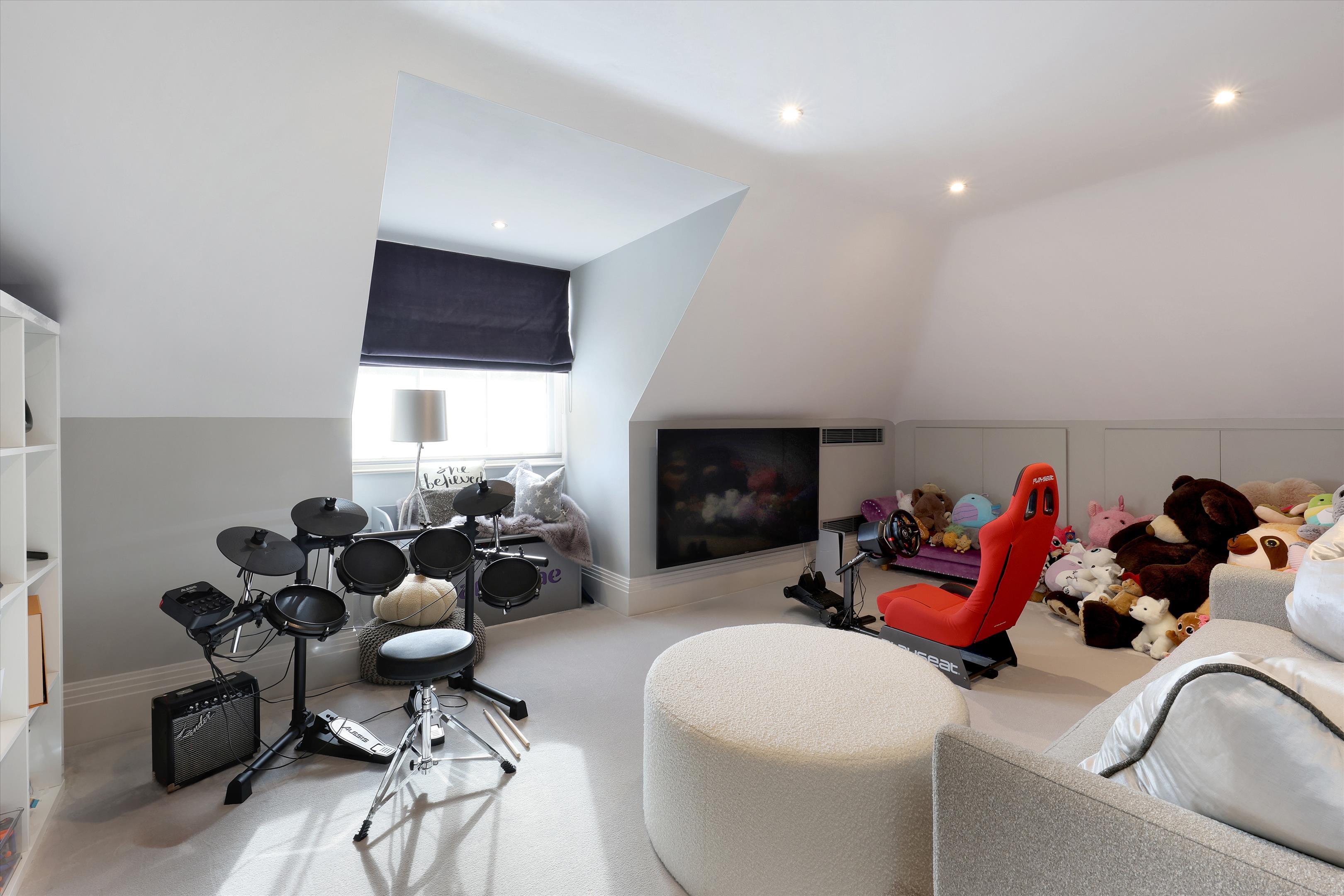 Keepers Walk, Wentworth, Virginia Water, Surrey, GU25