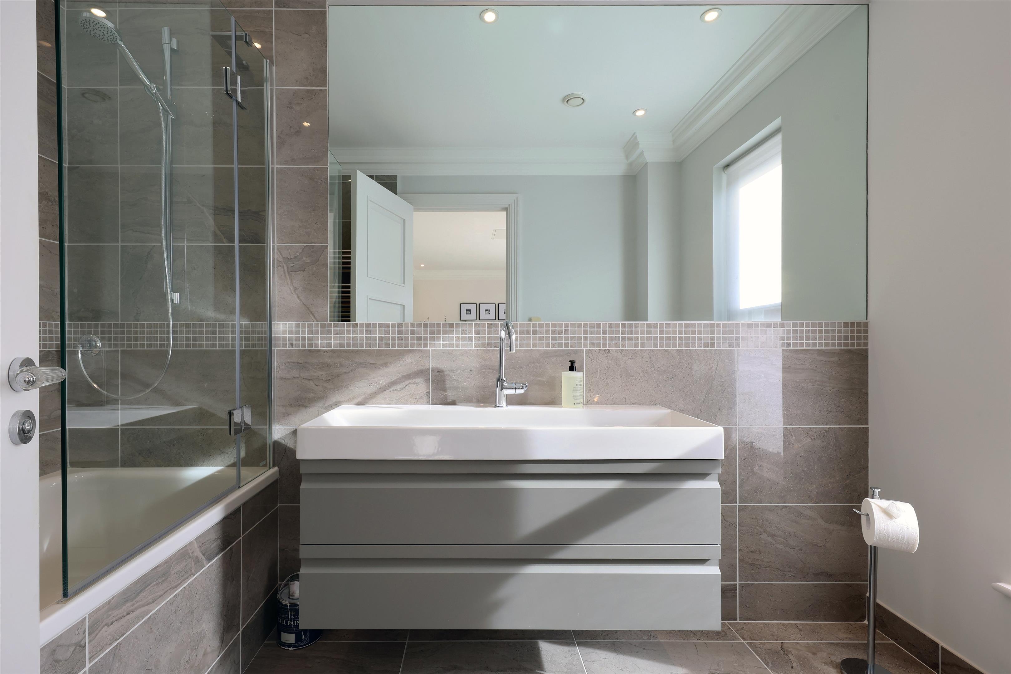 Keepers Walk, Wentworth, Virginia Water, Surrey, GU25