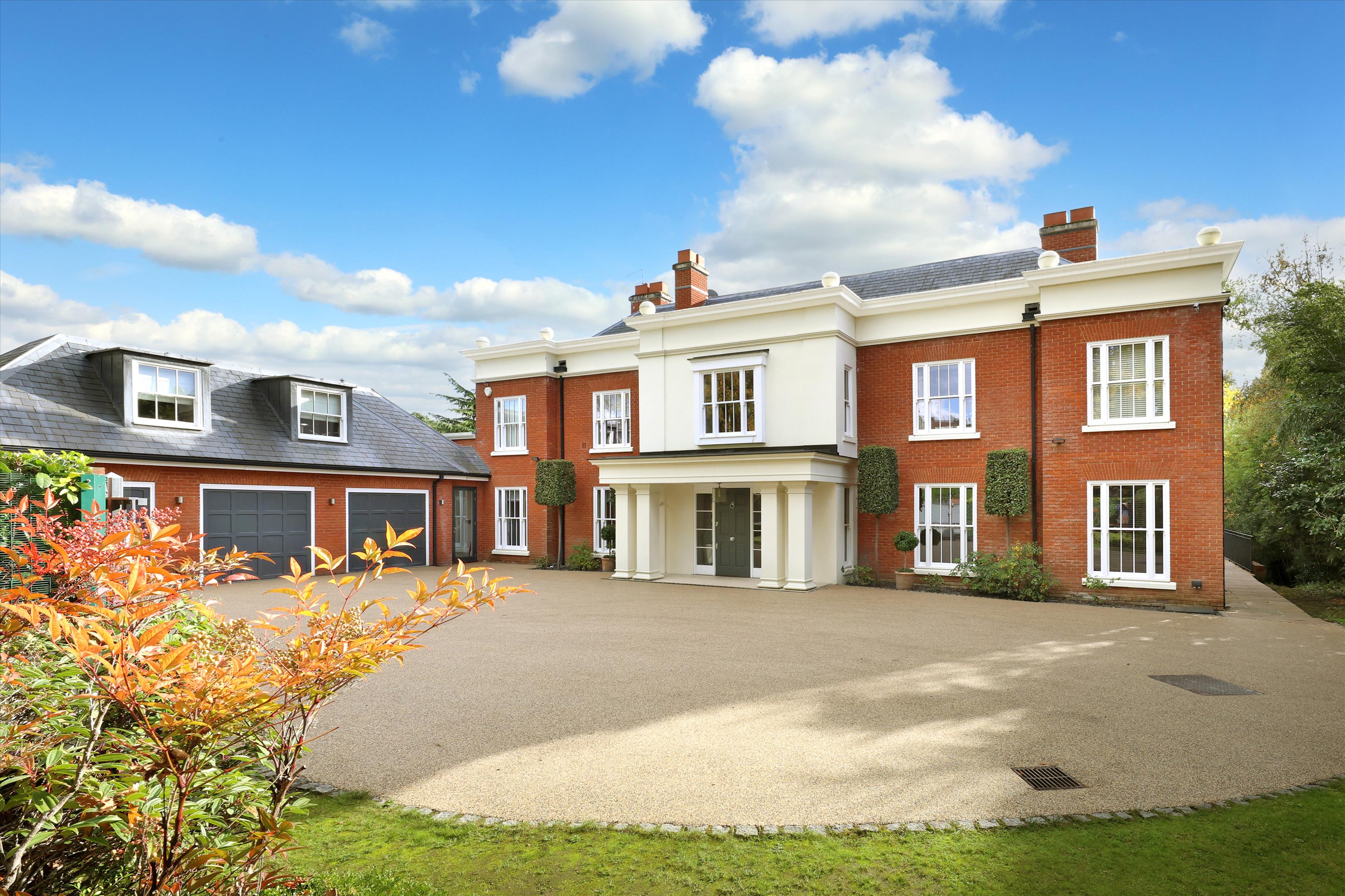 Keepers Walk, Wentworth, Virginia Water, Surrey, GU25
