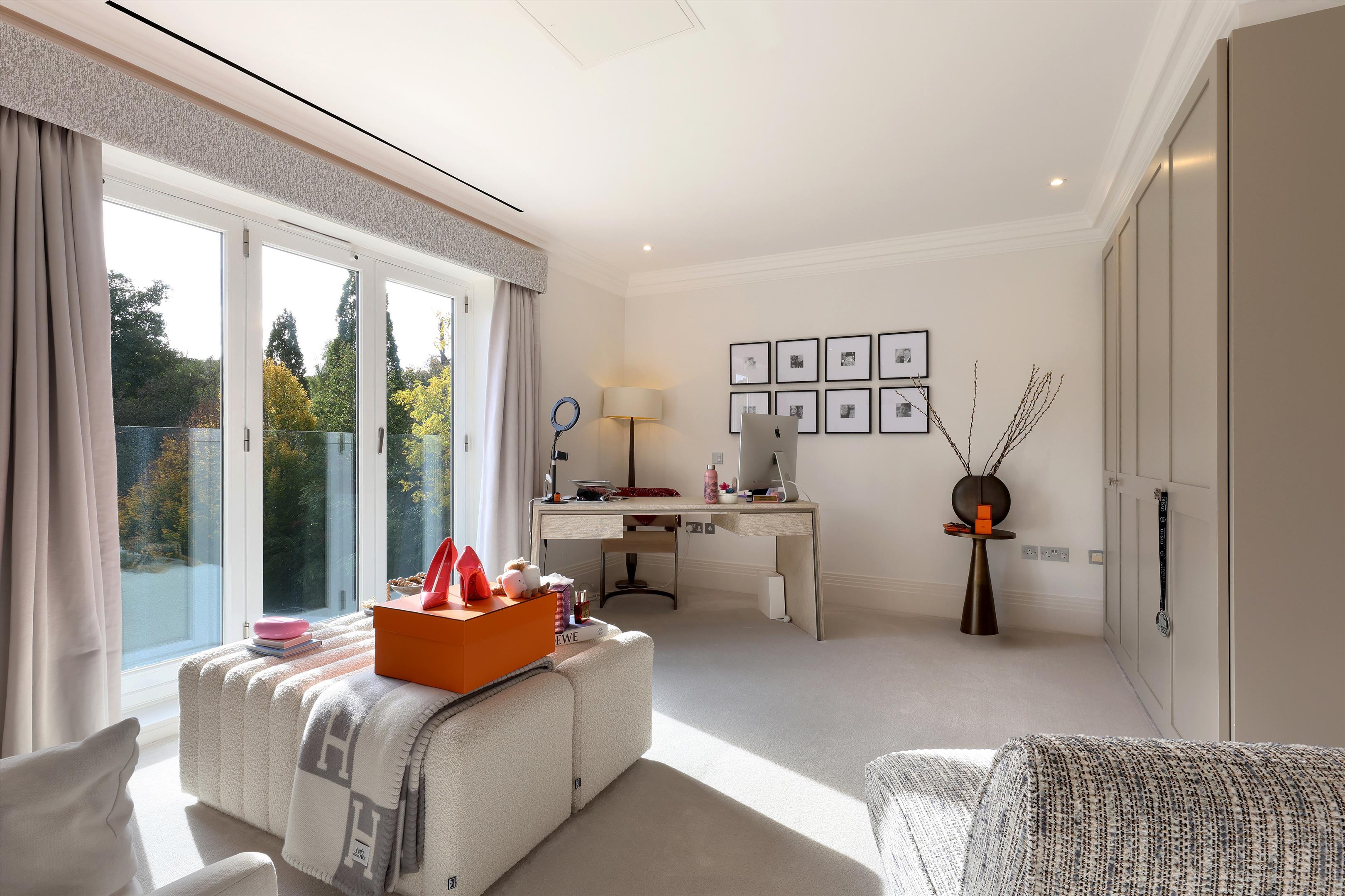 Keepers Walk, Wentworth, Virginia Water, Surrey, GU25