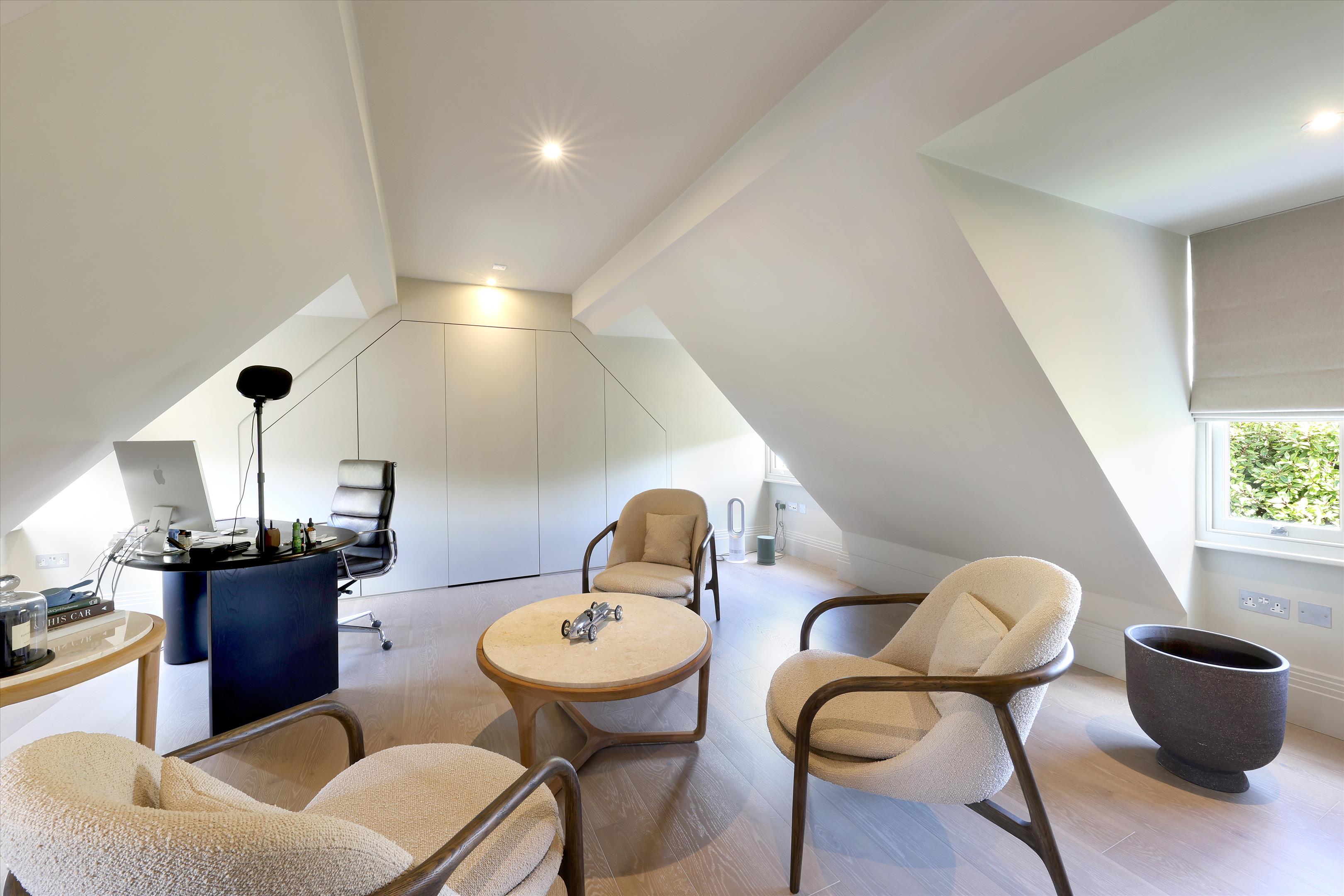 Keepers Walk, Wentworth, Virginia Water, Surrey, GU25