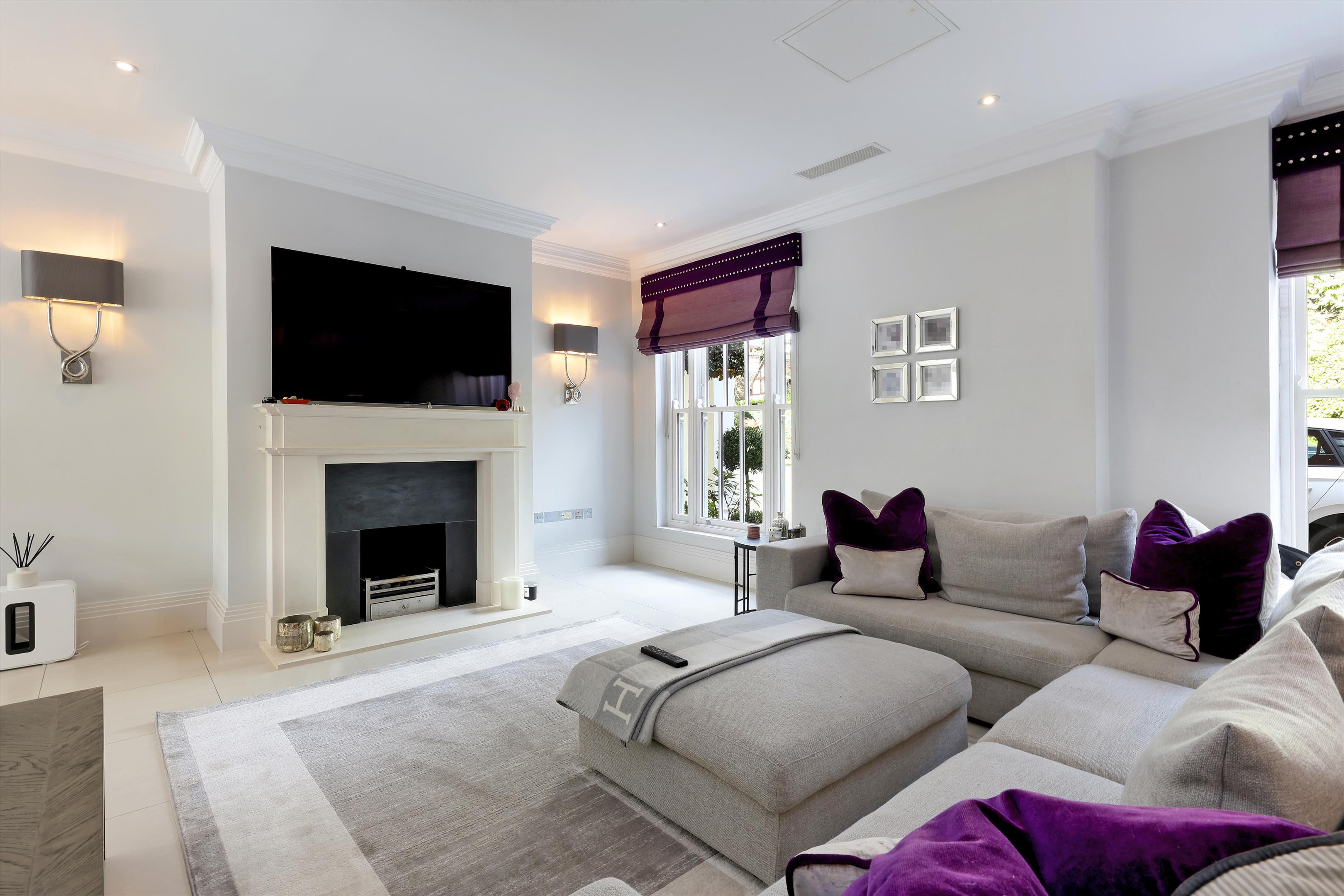 Keepers Walk, Wentworth, Virginia Water, Surrey, GU25
