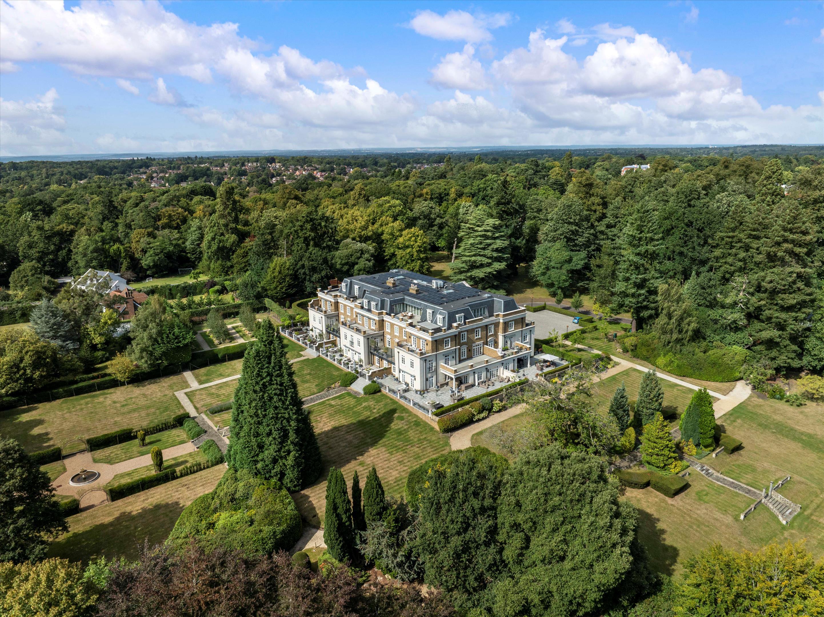 Kings Ride, Ascot, Berkshire, SL5