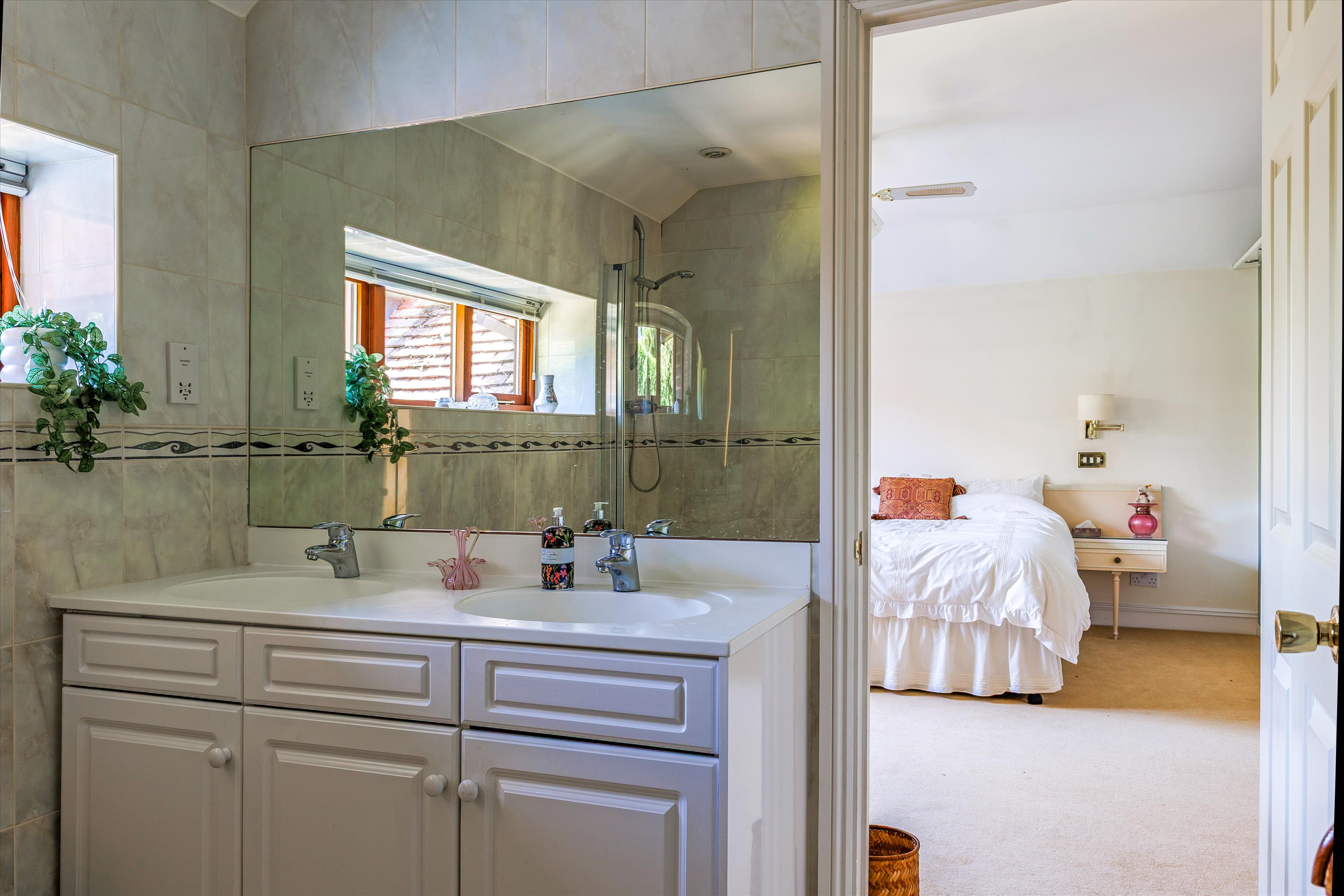 River Road, Taplow, Maidenhead, Buckinghamshire SL6