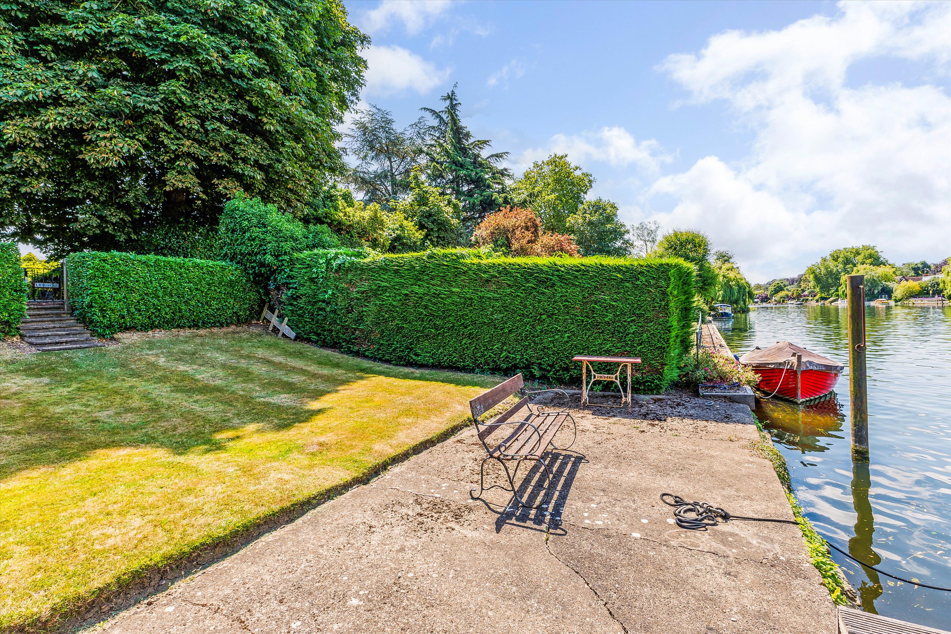 River Road, Taplow, Maidenhead, Buckinghamshire SL6
