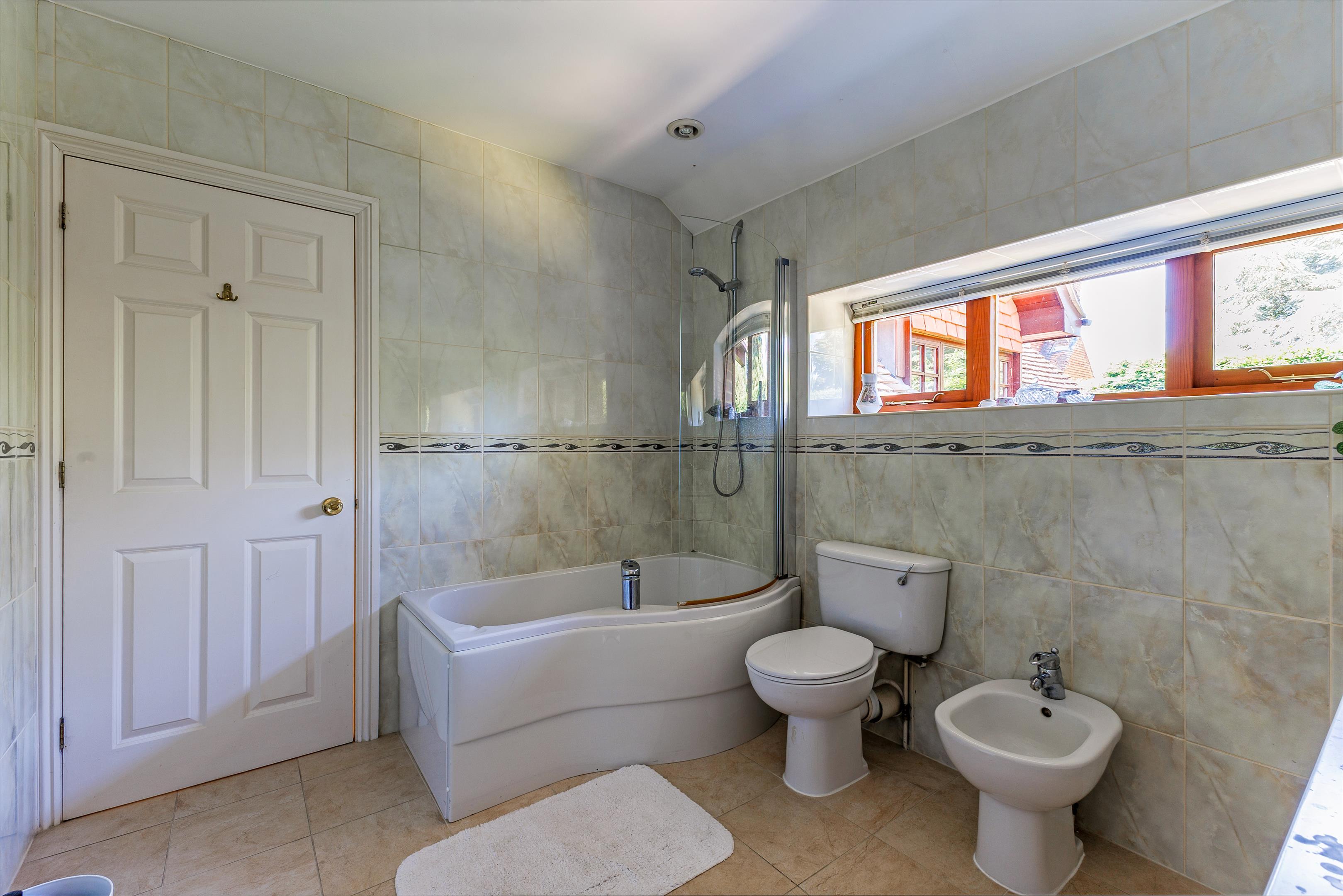 River Road, Taplow, Maidenhead, Buckinghamshire SL6