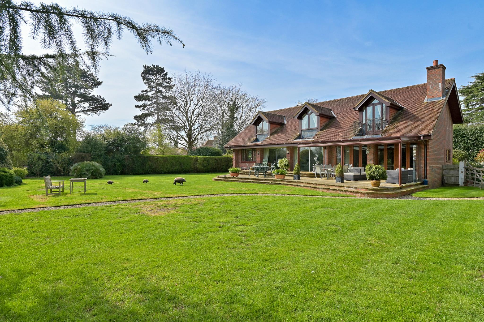 River Road, Taplow, Maidenhead, Buckinghamshire SL6