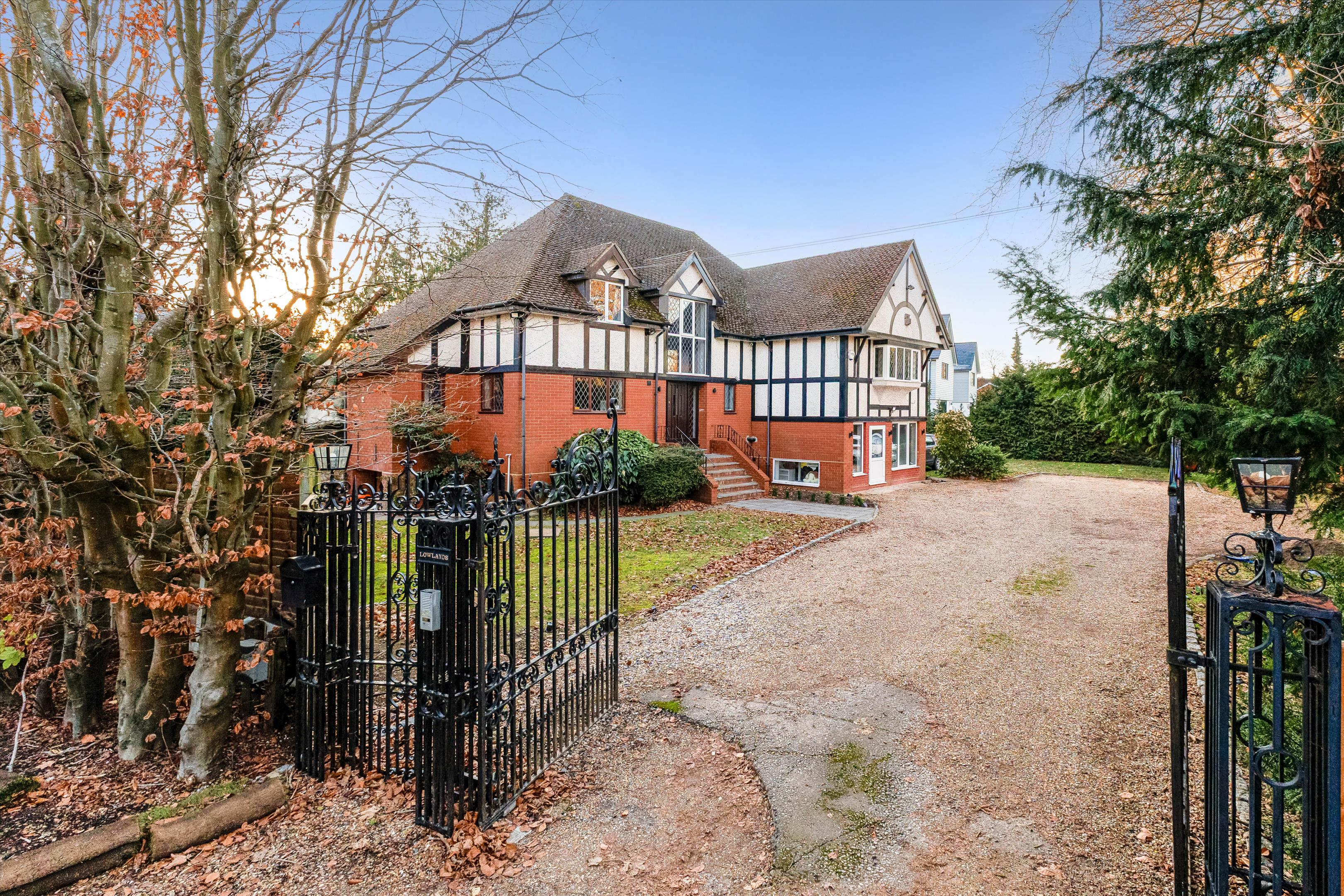Lowlands, Fishery Road, Maidenhead, Berkshire, SL6