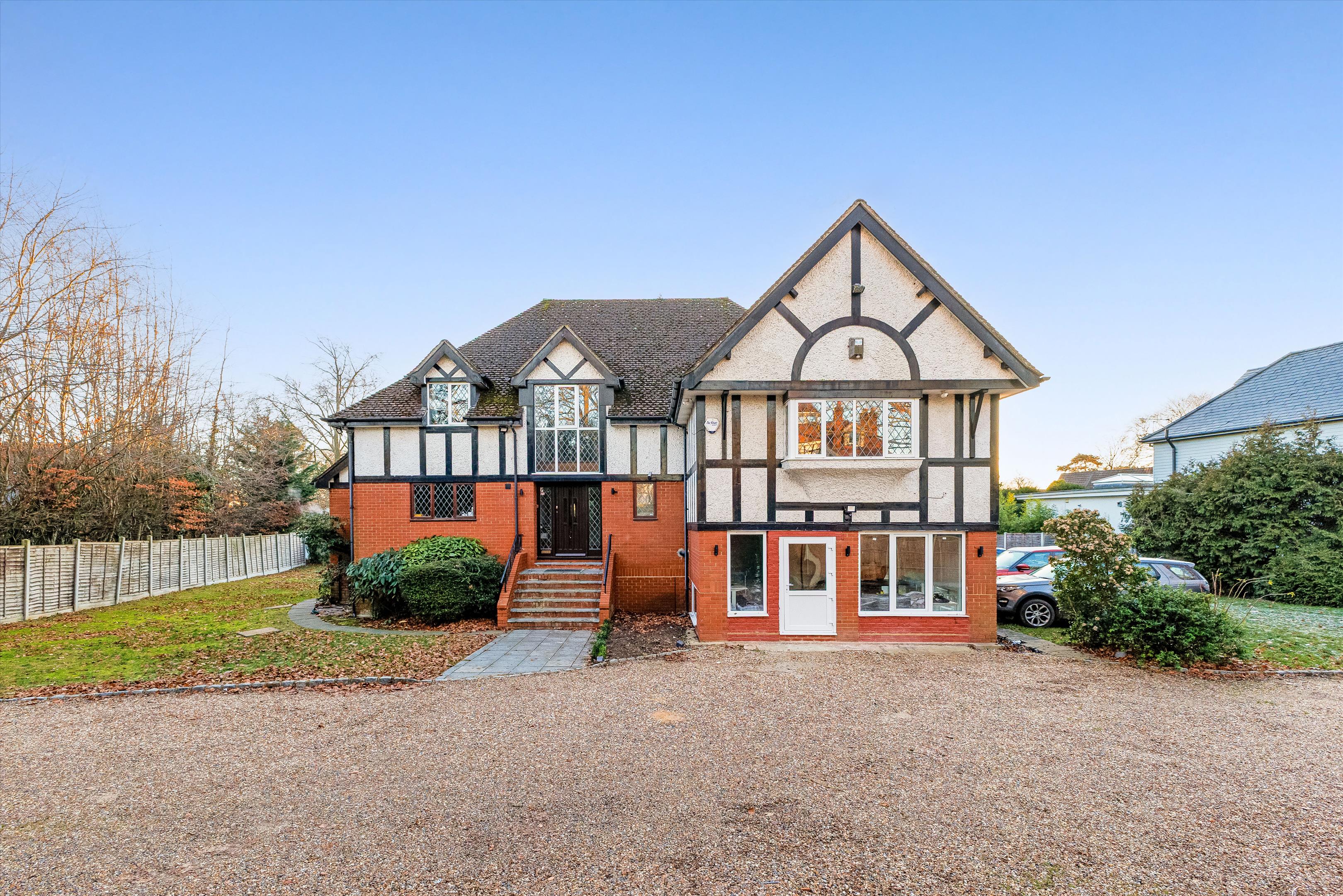 Lowlands, Fishery Road, Maidenhead, Berkshire, SL6